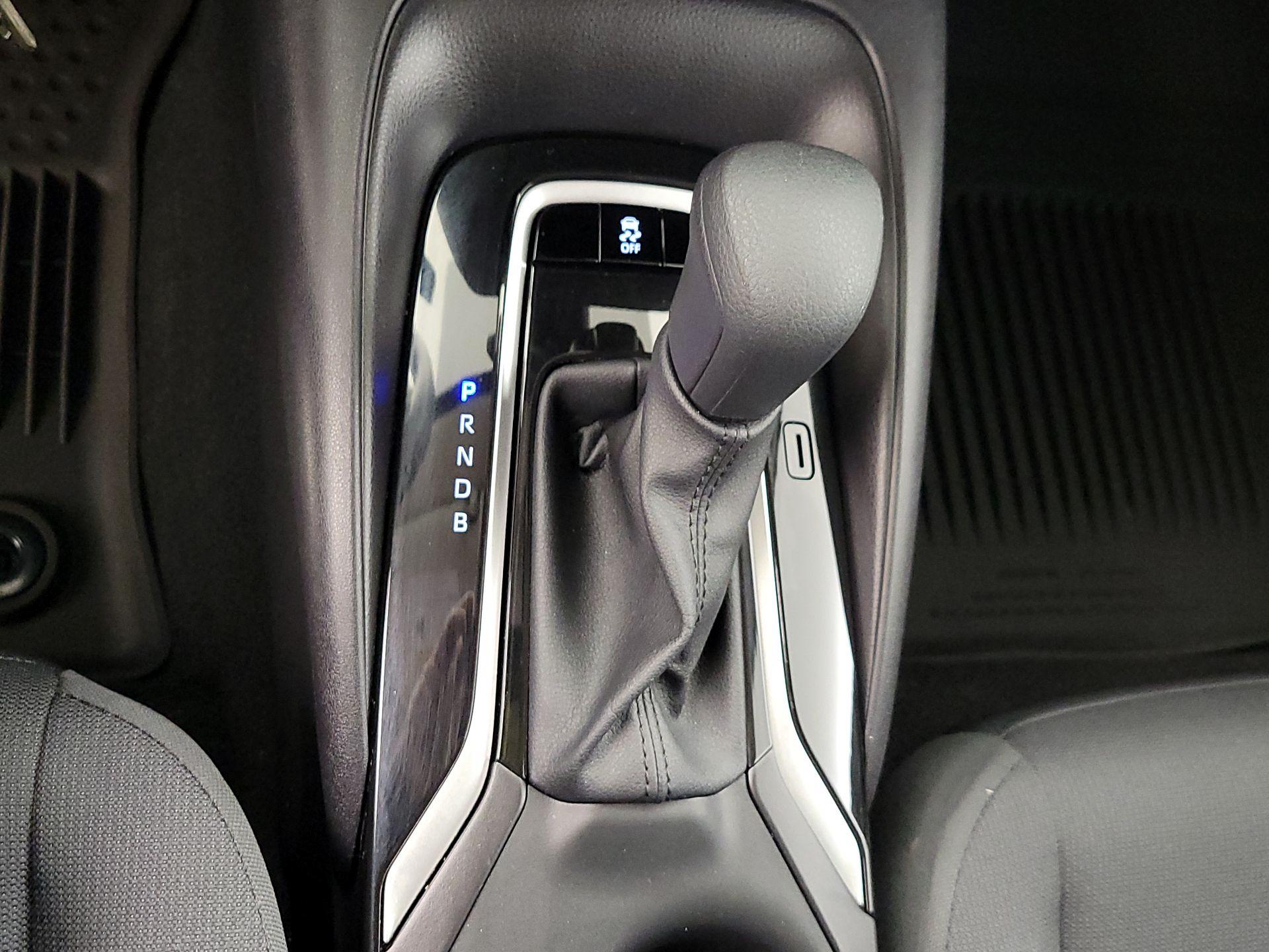 Thumbnail: 2025 Toyota Corolla - 17