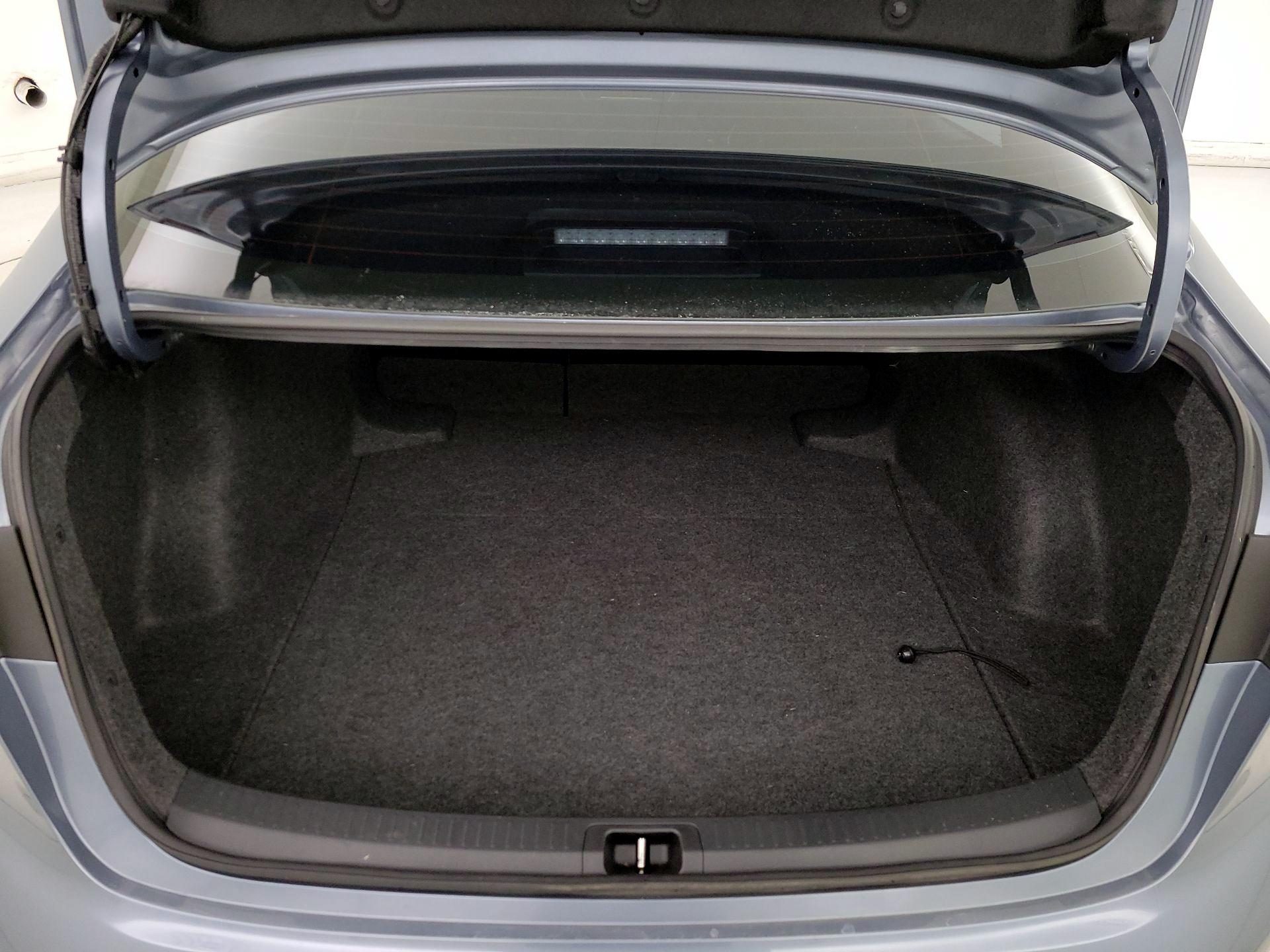 Thumbnail: 2025 Toyota Corolla - 20