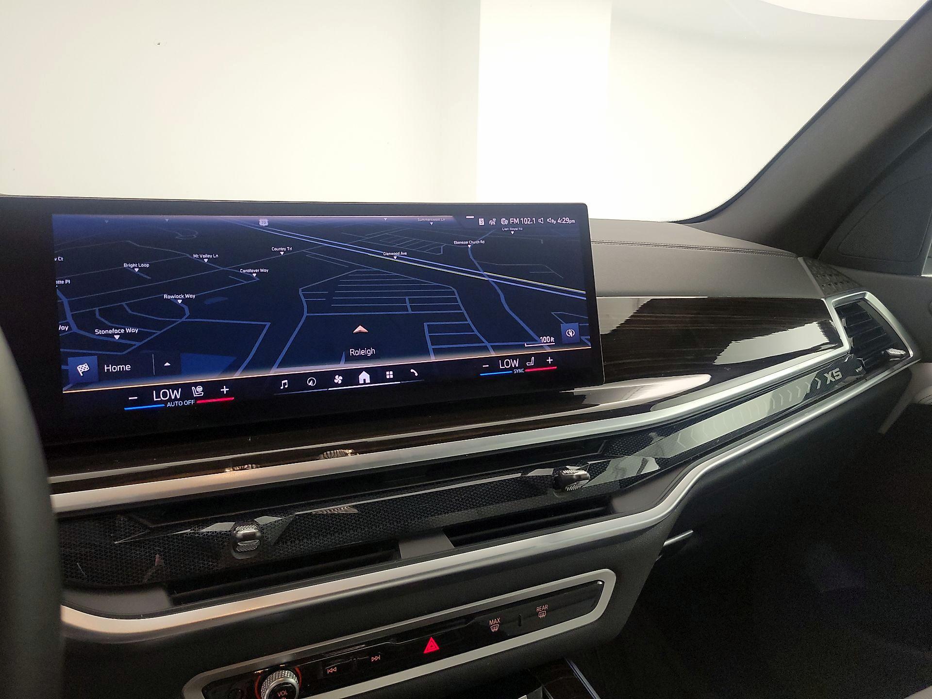 Thumbnail: 2024 BMW X5 - 14