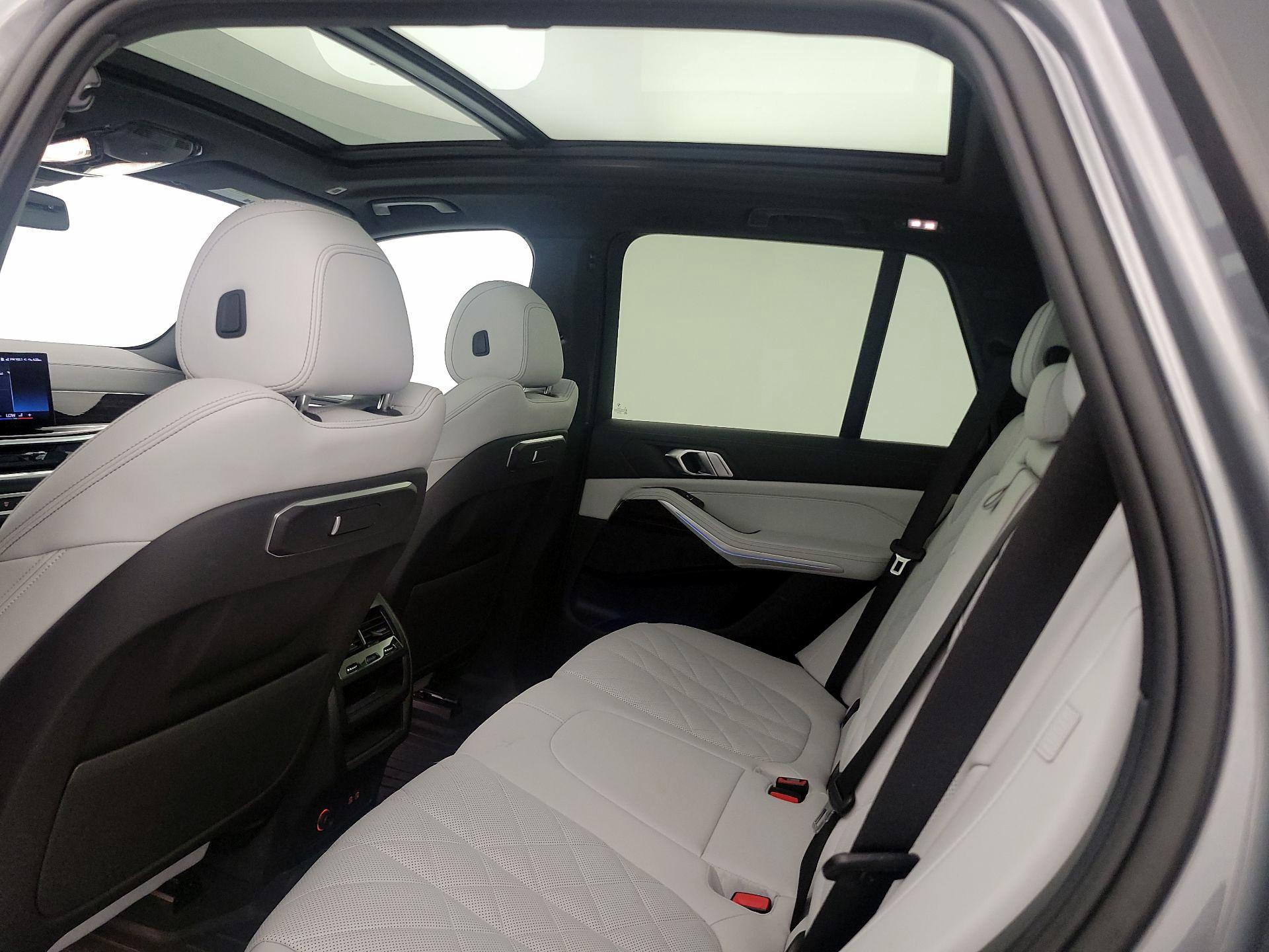 Thumbnail: 2024 BMW X5 - 20