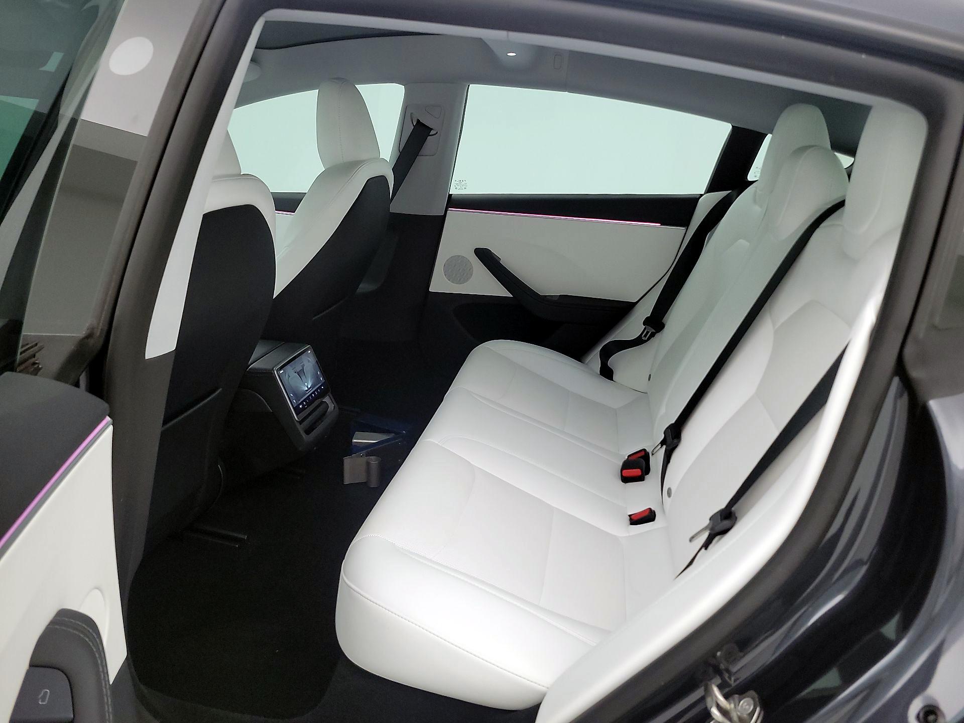 Thumbnail: 2024 Tesla Model 3 - 20