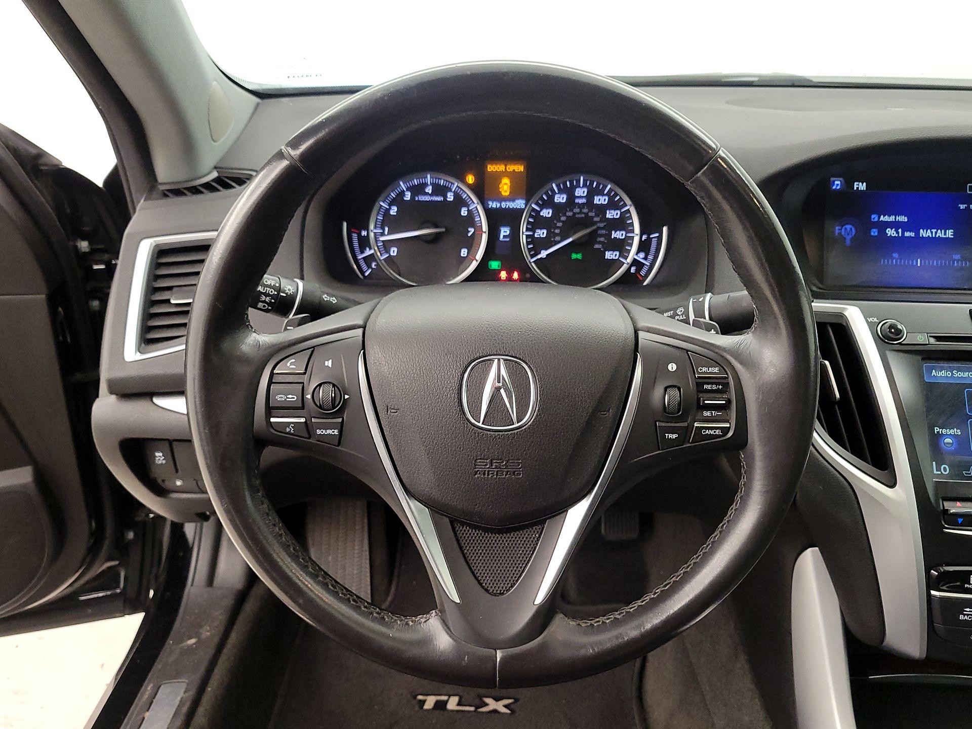 Thumbnail: 2016 Acura TLX - 10