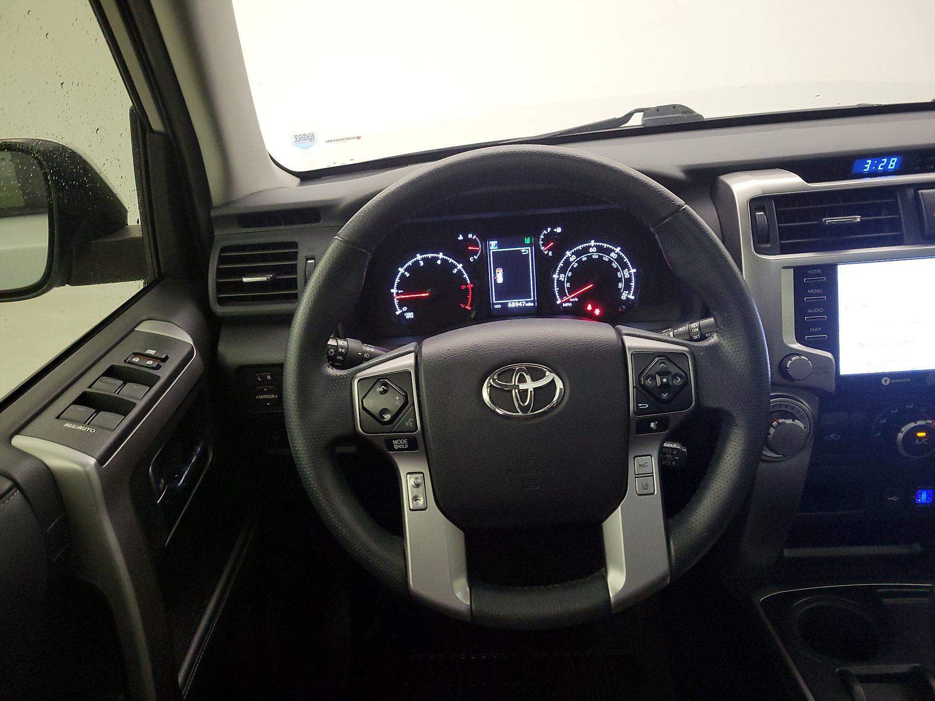 Thumbnail: 2021 Toyota 4Runner - 10