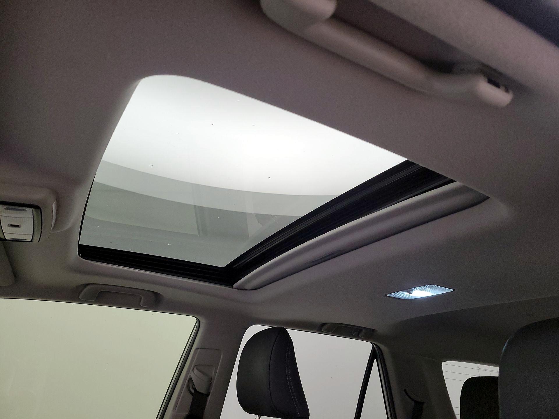 Thumbnail: 2021 Toyota 4Runner - 18