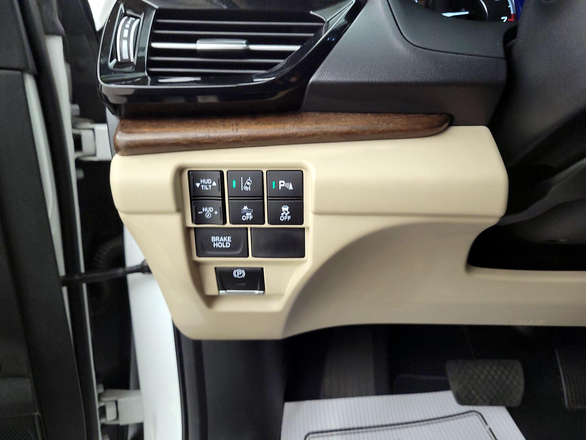 Thumbnail: 2020 Acura RDX - 13