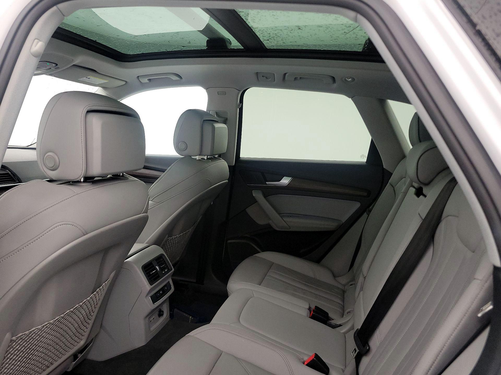 Thumbnail: 2024 Audi Q5 - 19