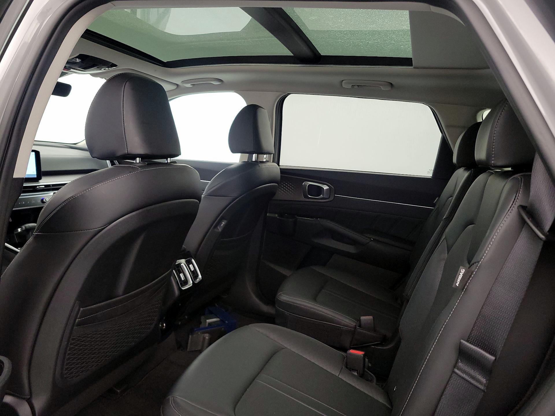 Thumbnail: 2025 Kia Sorento - 20