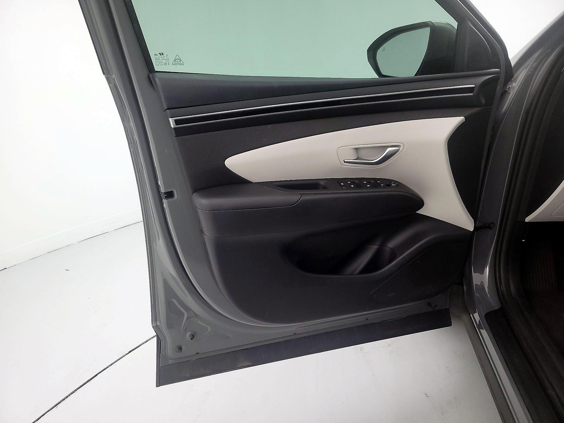 Thumbnail: 2024 Hyundai Tucson - 12