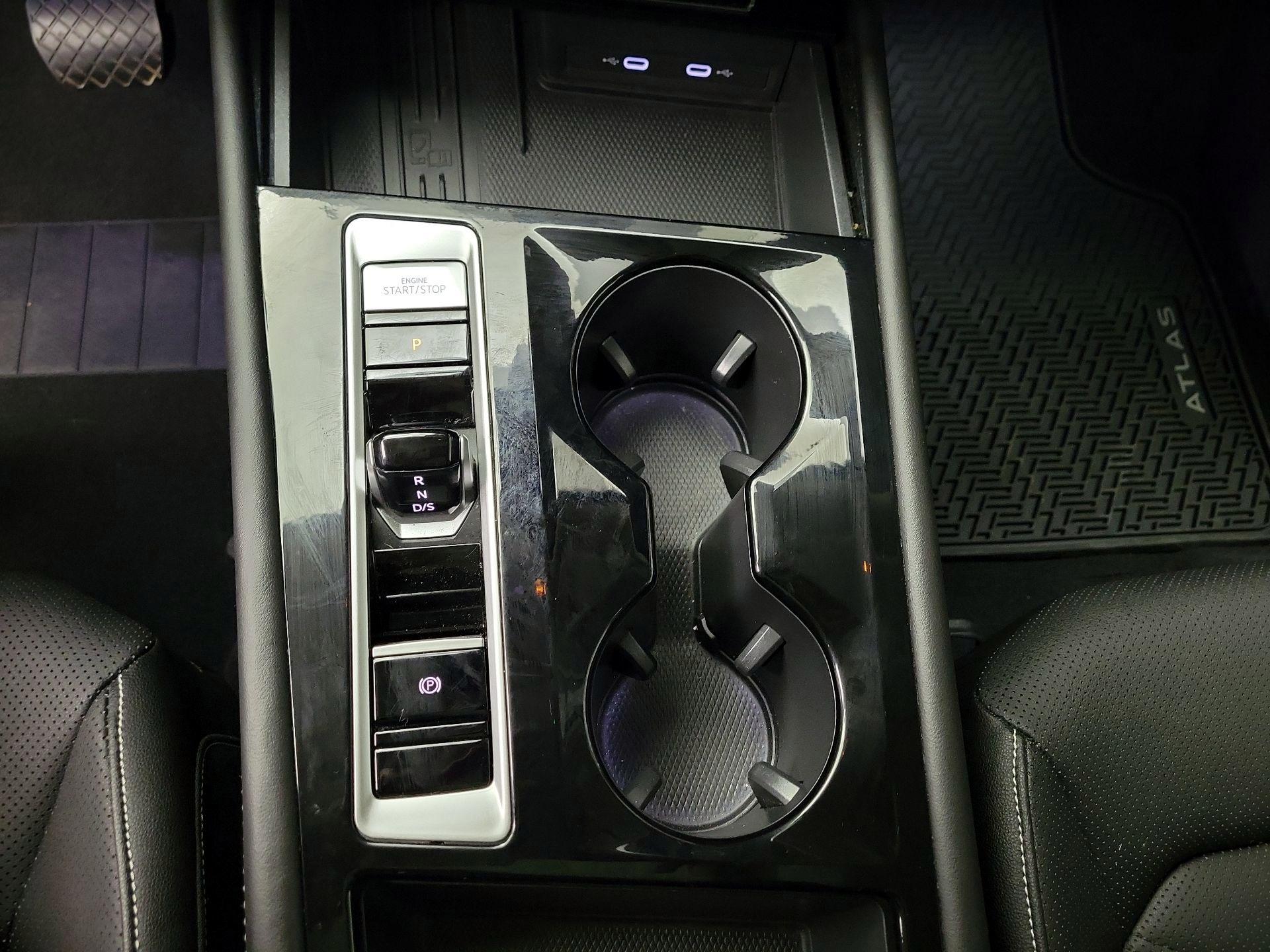 Thumbnail: 2025 Volkswagen Atlas - 17