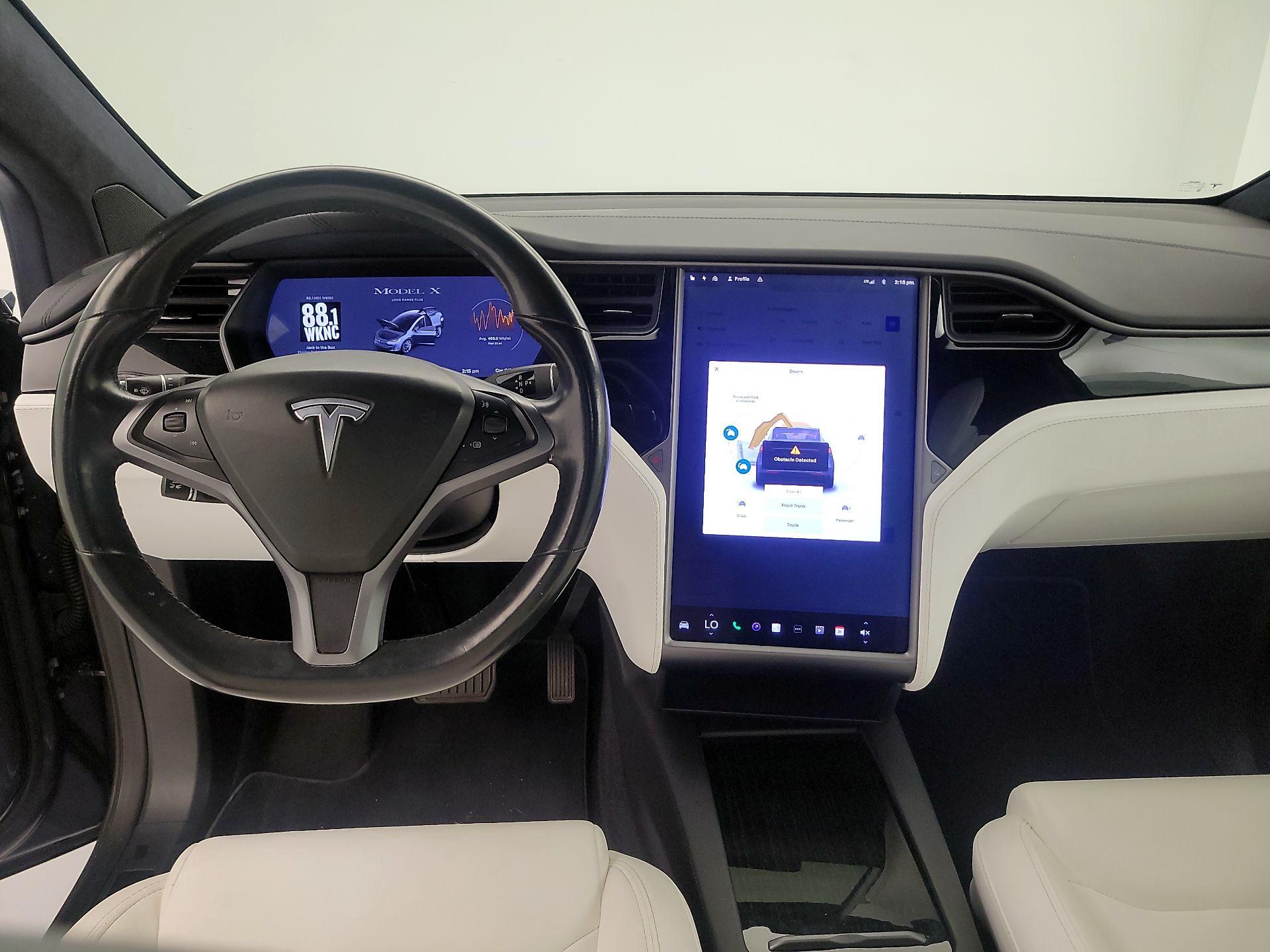 Thumbnail: 2020 Tesla Model X - 10