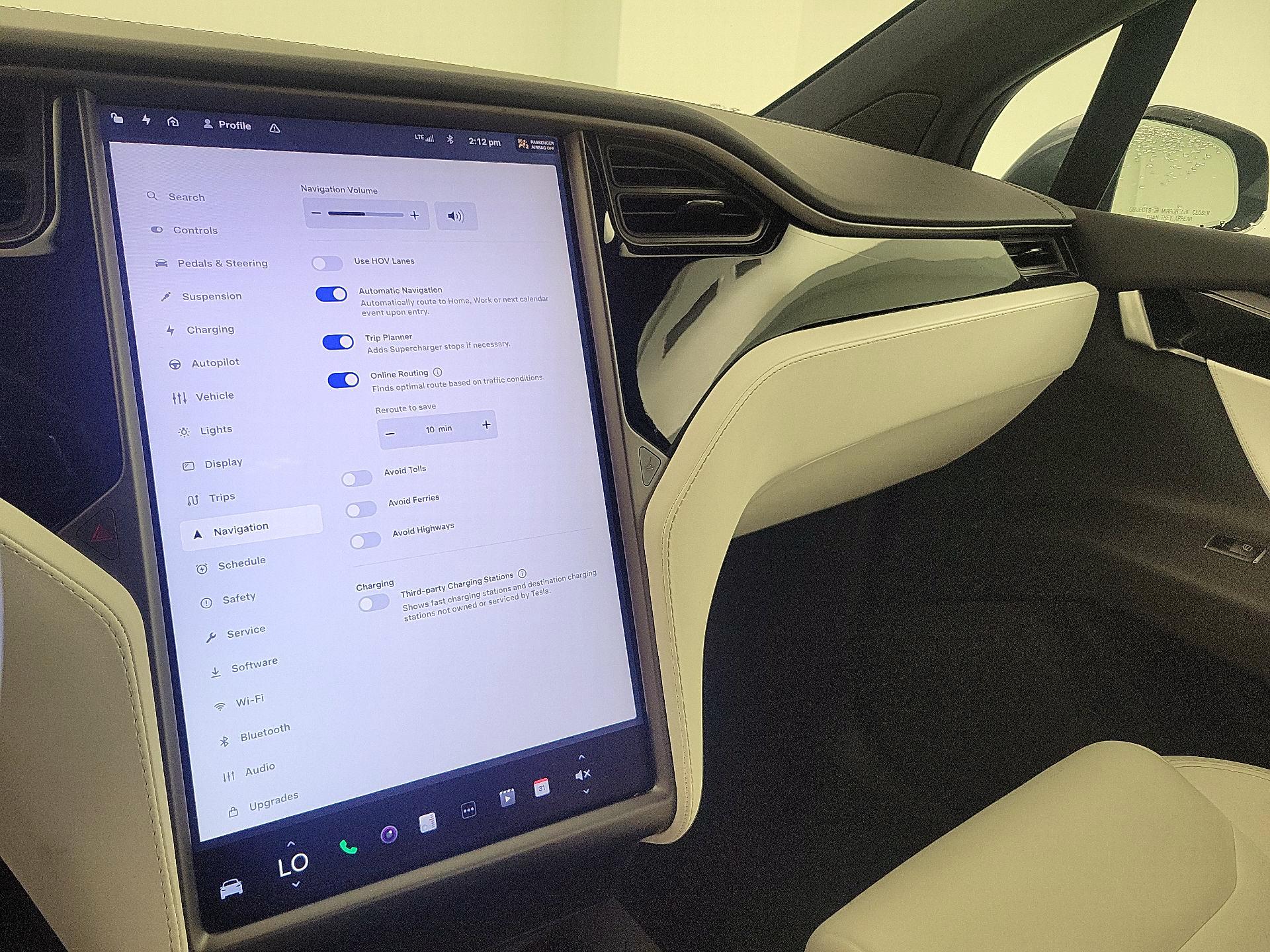 Thumbnail: 2020 Tesla Model X - 13