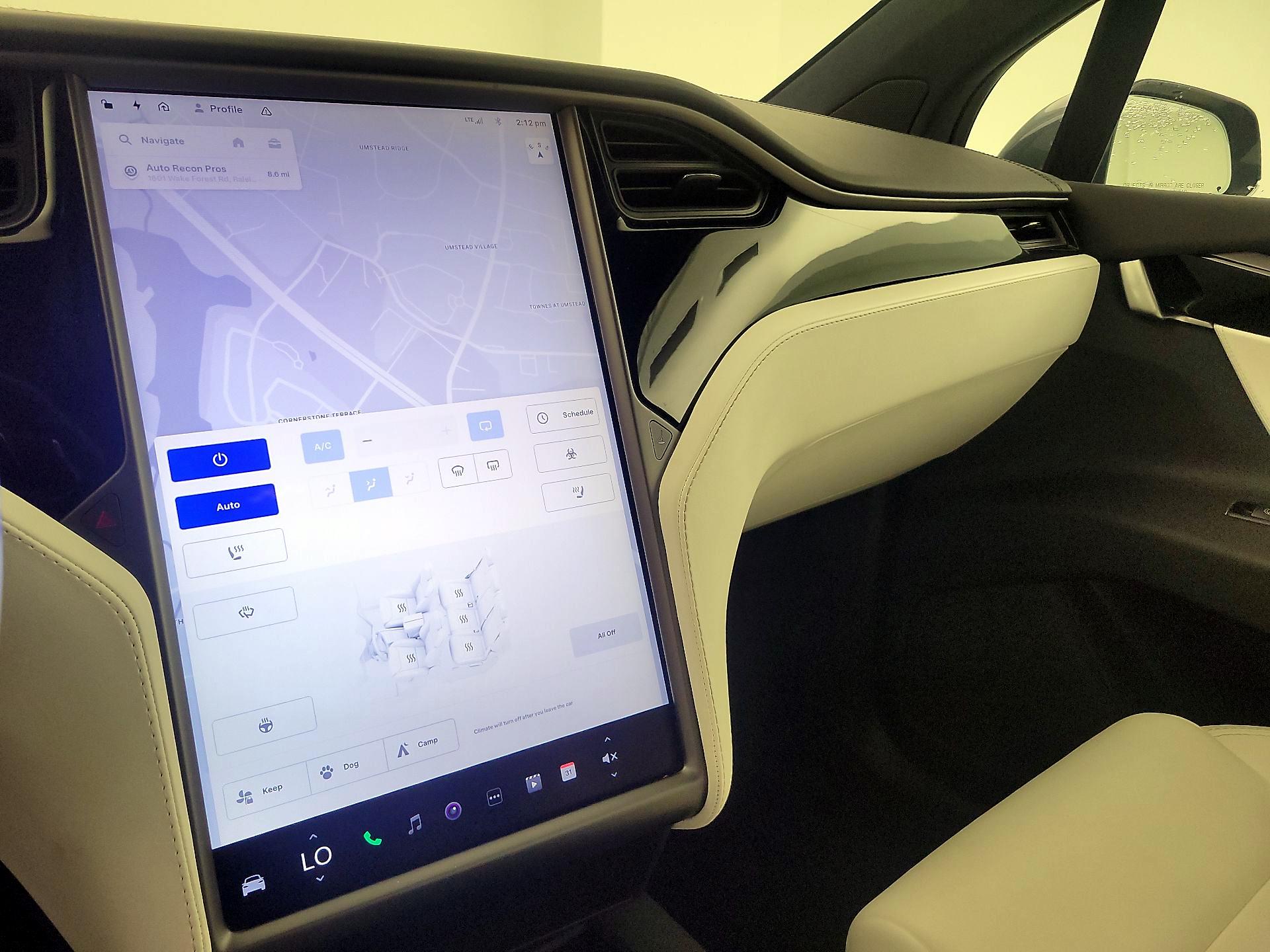 Thumbnail: 2020 Tesla Model X - 16