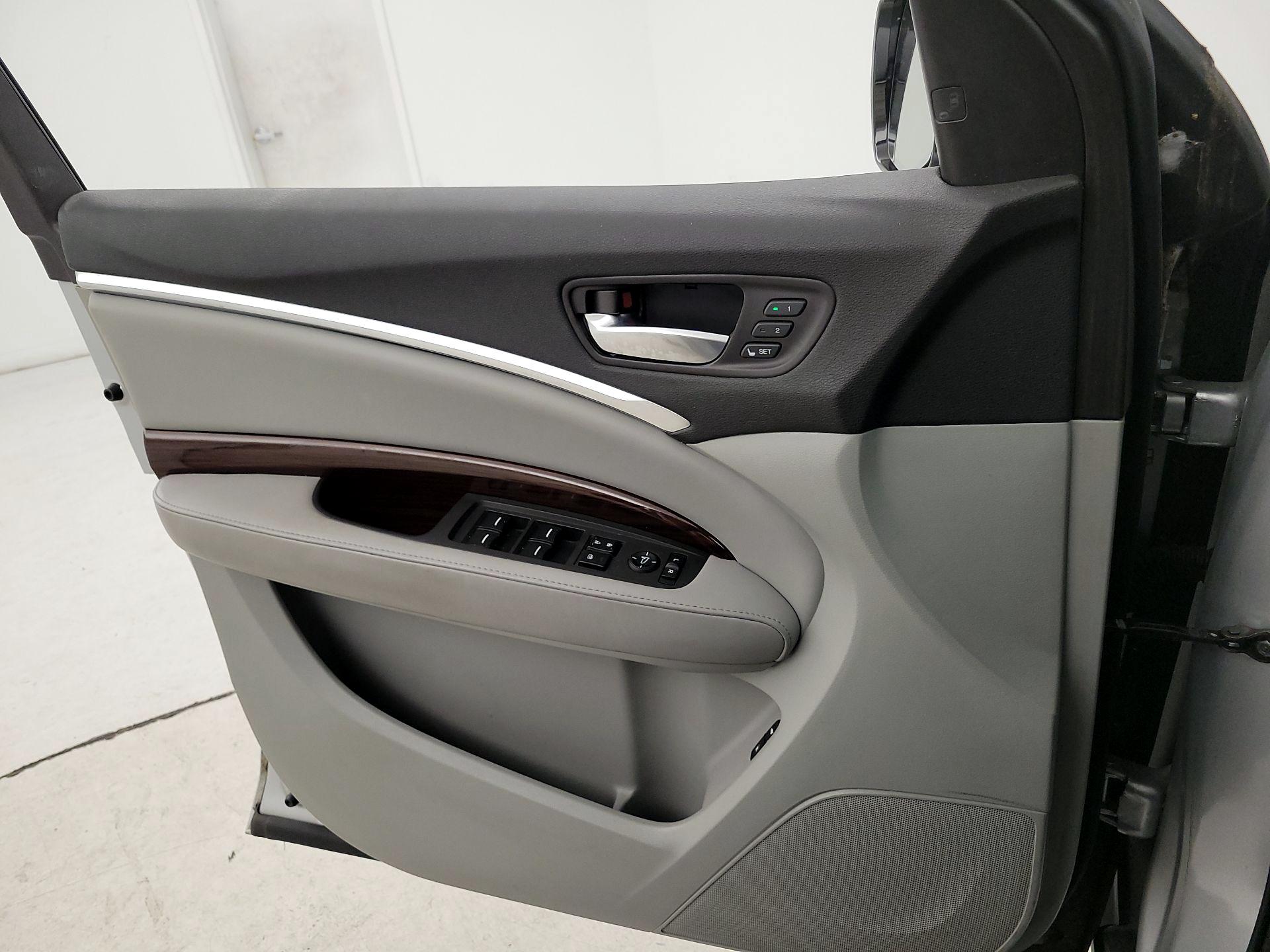 Thumbnail: 2014 Acura MDX - 12