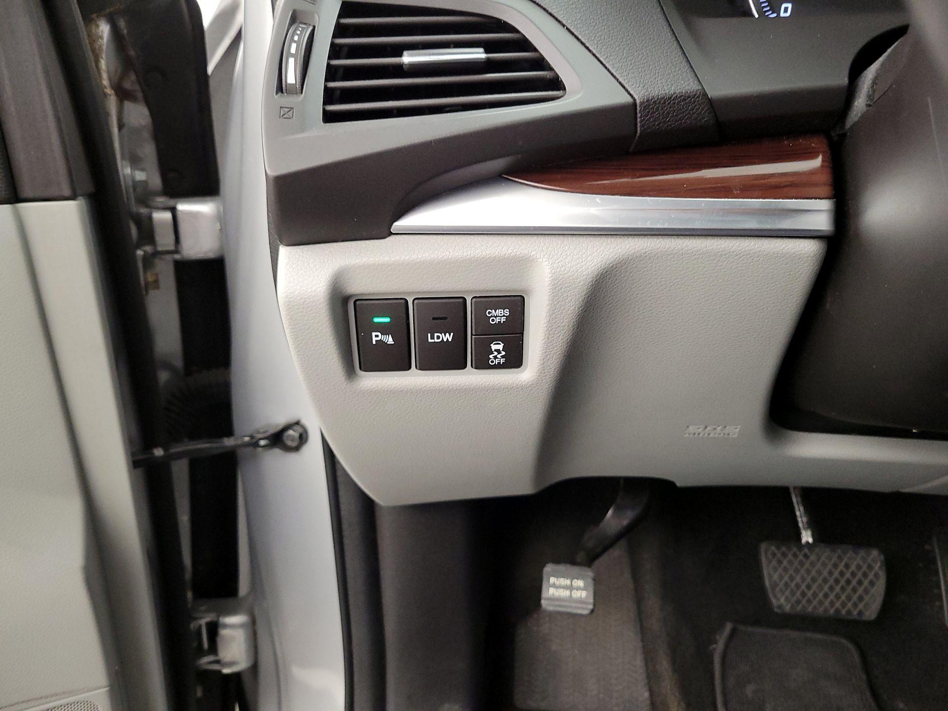 Thumbnail: 2014 Acura MDX - 13