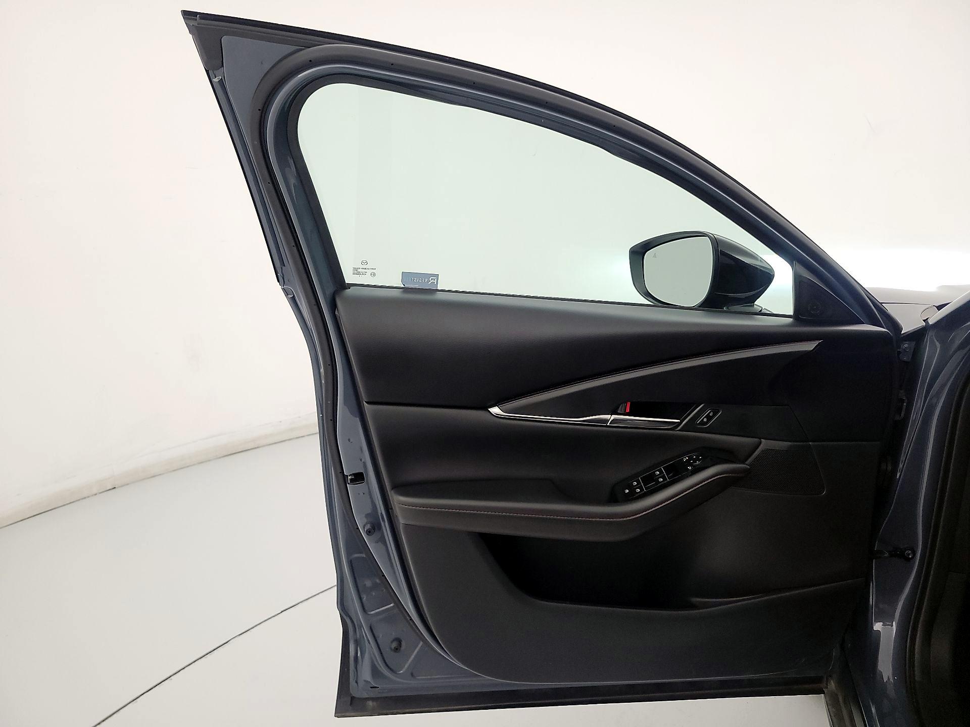 Thumbnail: 2023 Mazda CX-30 - 12