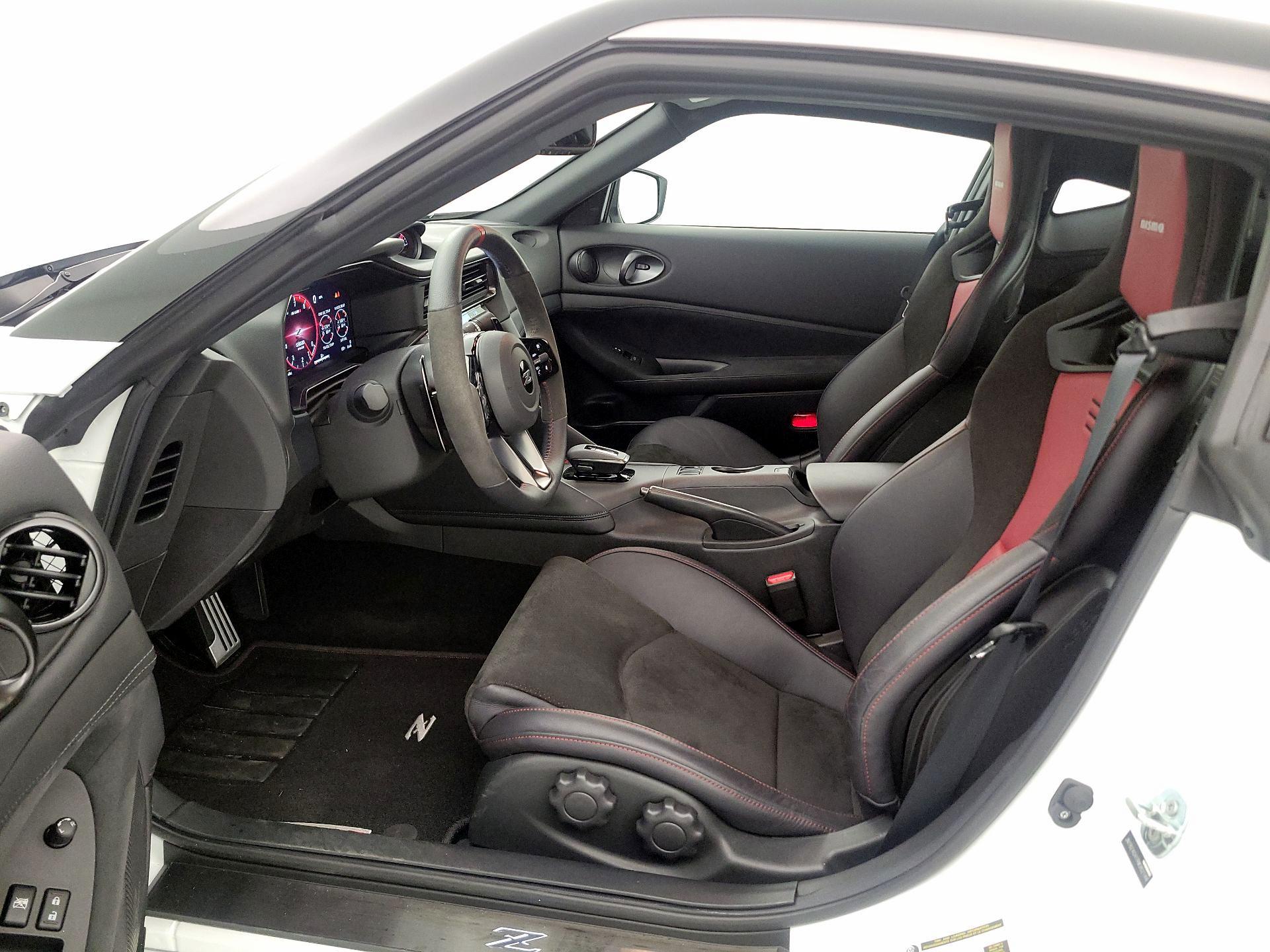 Thumbnail: 2024 Nissan Z - 11