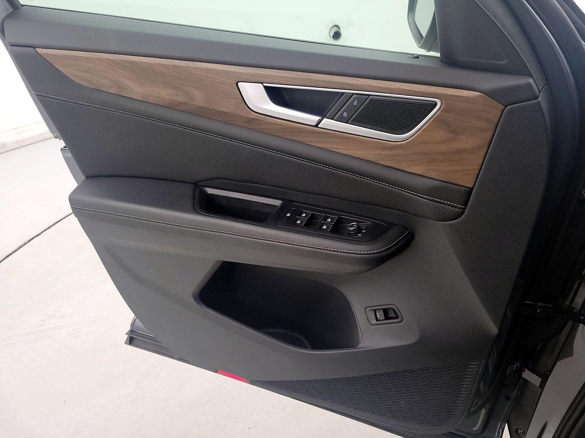 Thumbnail: 2024 Volkswagen Atlas - 10