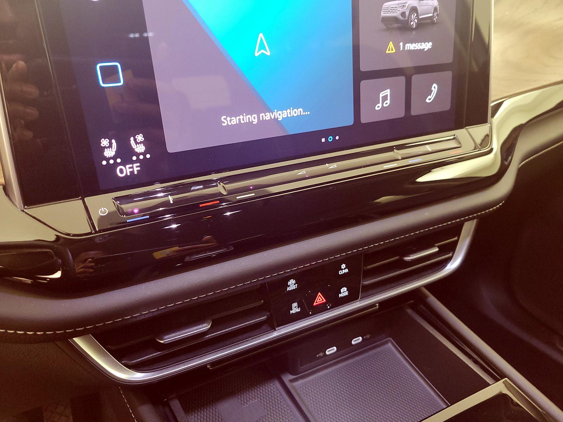 Thumbnail: 2024 Volkswagen Atlas - 15