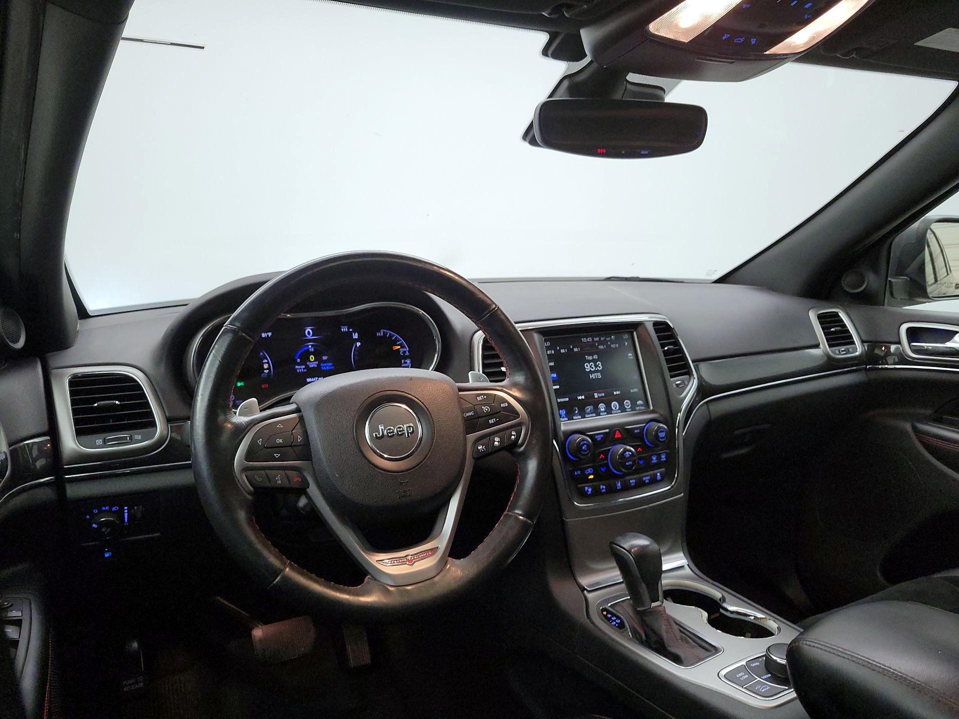 Thumbnail: 2017 Jeep Grand Cherokee - 9