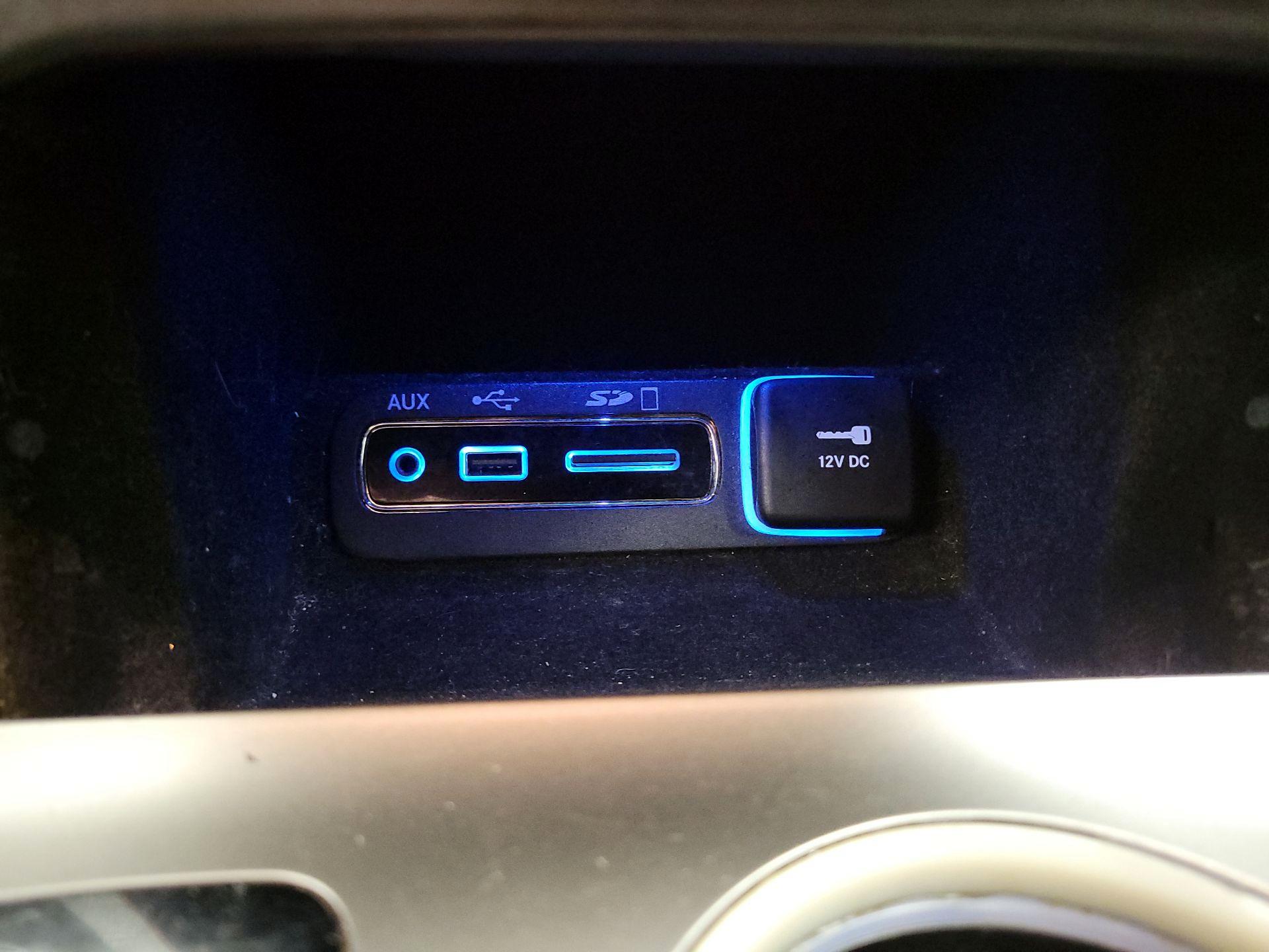 Thumbnail: 2017 Jeep Grand Cherokee - 18