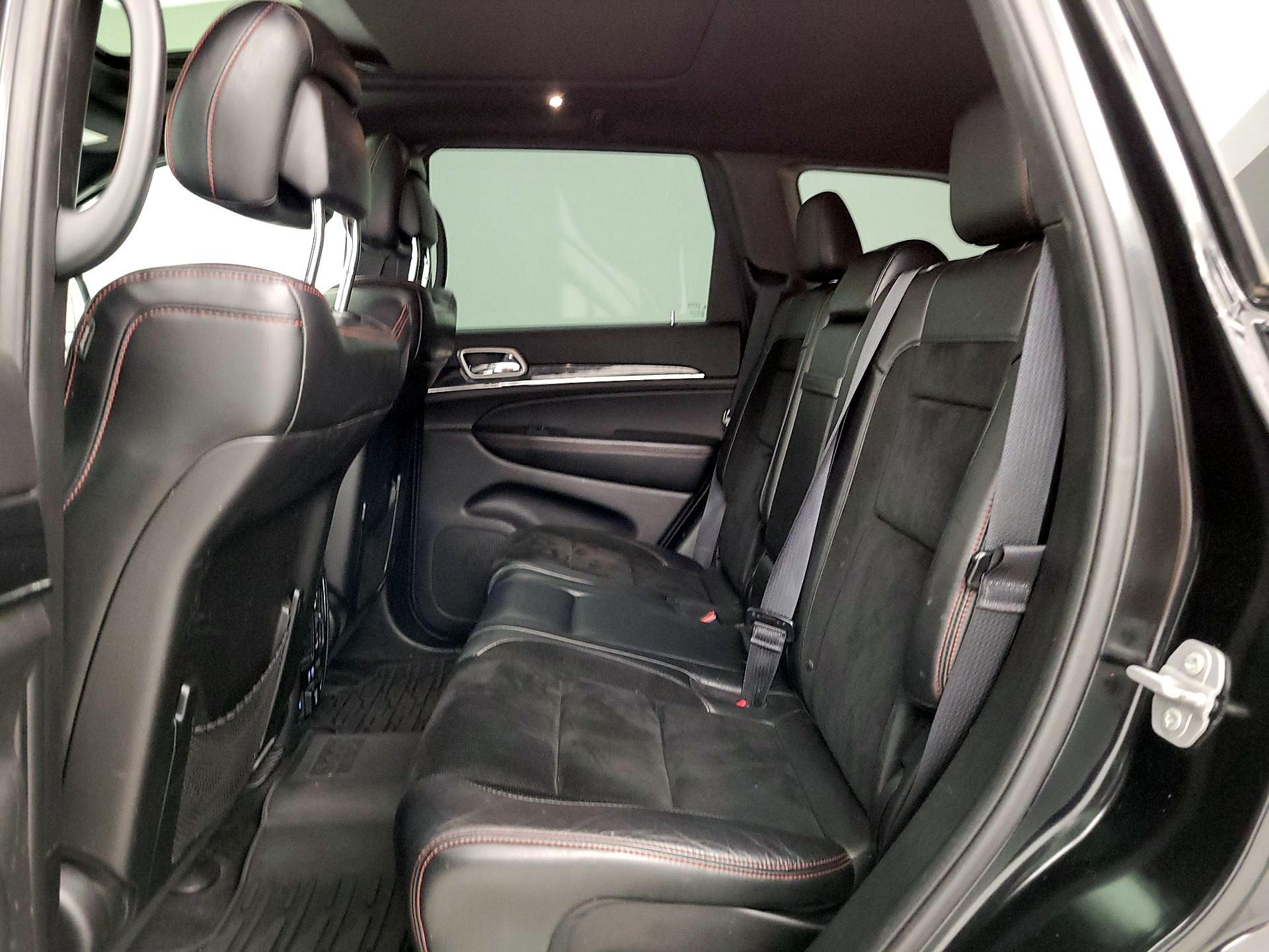 Thumbnail: 2017 Jeep Grand Cherokee - 20