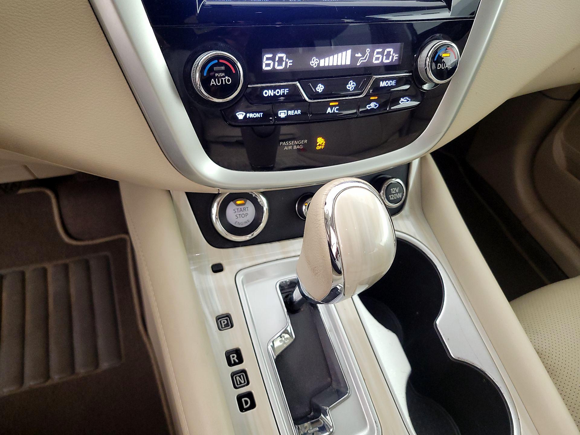 Thumbnail: 2017 Nissan Murano - 17