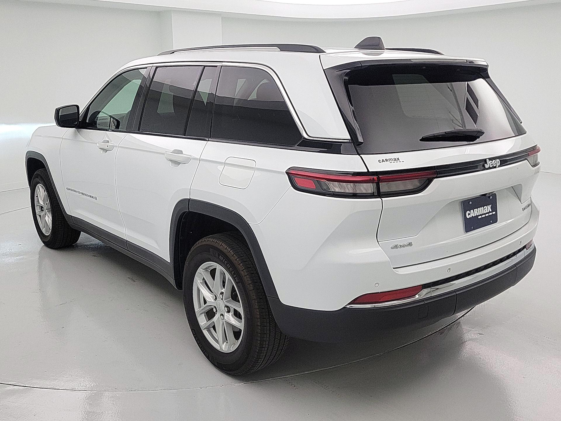 Thumbnail: 2023 Jeep Grand Cherokee - 7