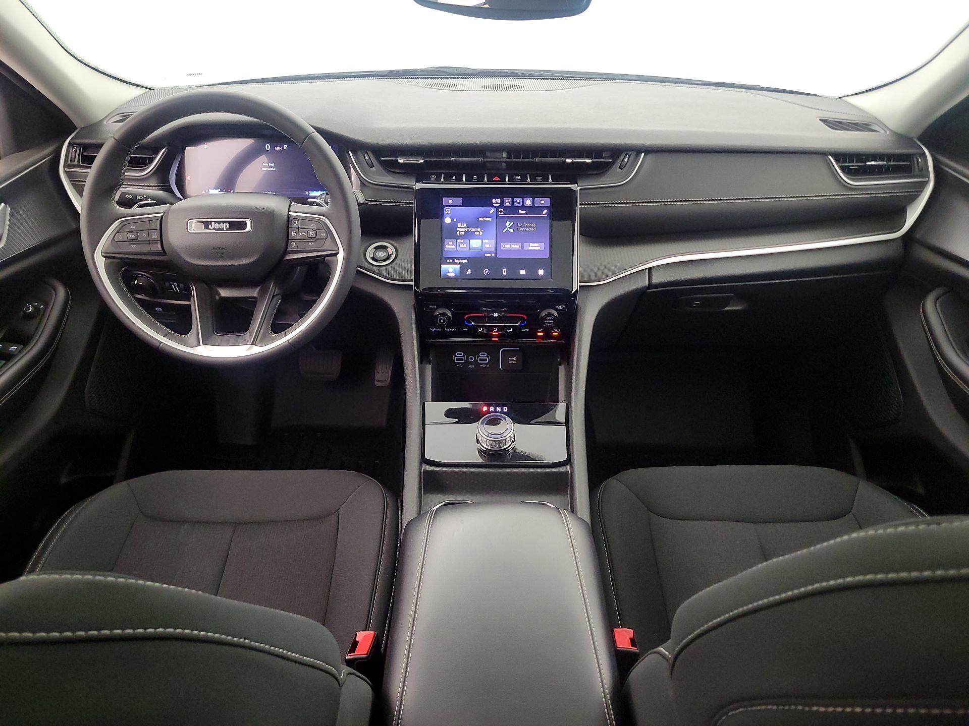 Thumbnail: 2023 Jeep Grand Cherokee - 8