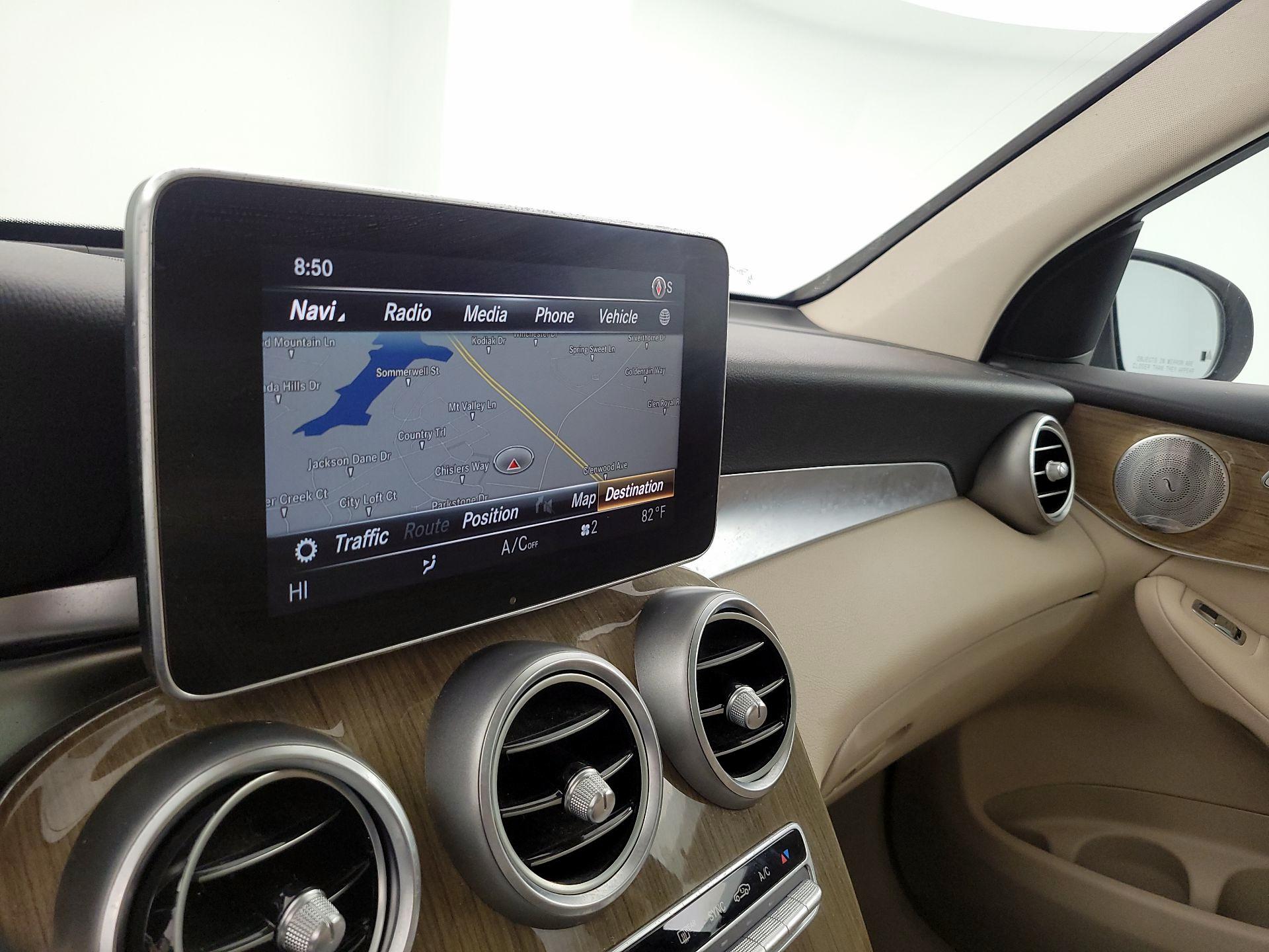 Thumbnail: 2018 Mercedes-Benz GLC - 14