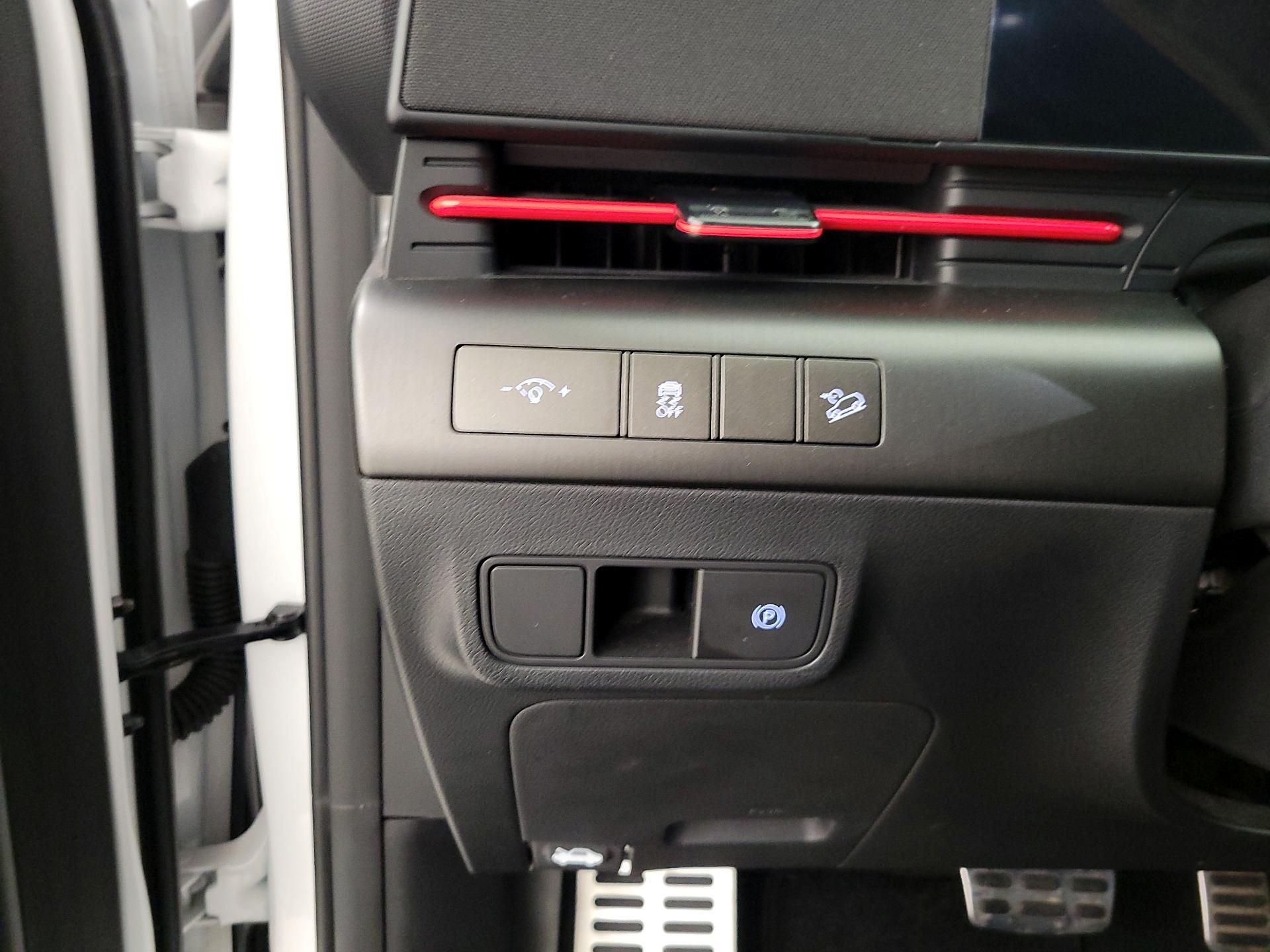 Thumbnail: 2024 Hyundai Kona - 13