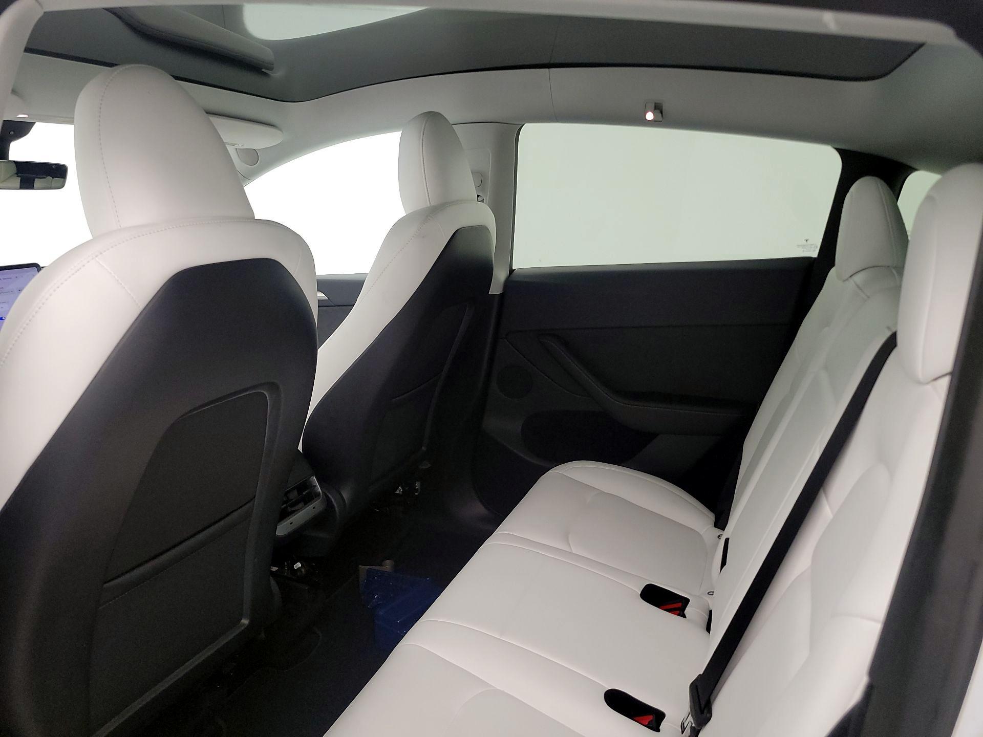 Thumbnail: 2023 Tesla Model Y - 19