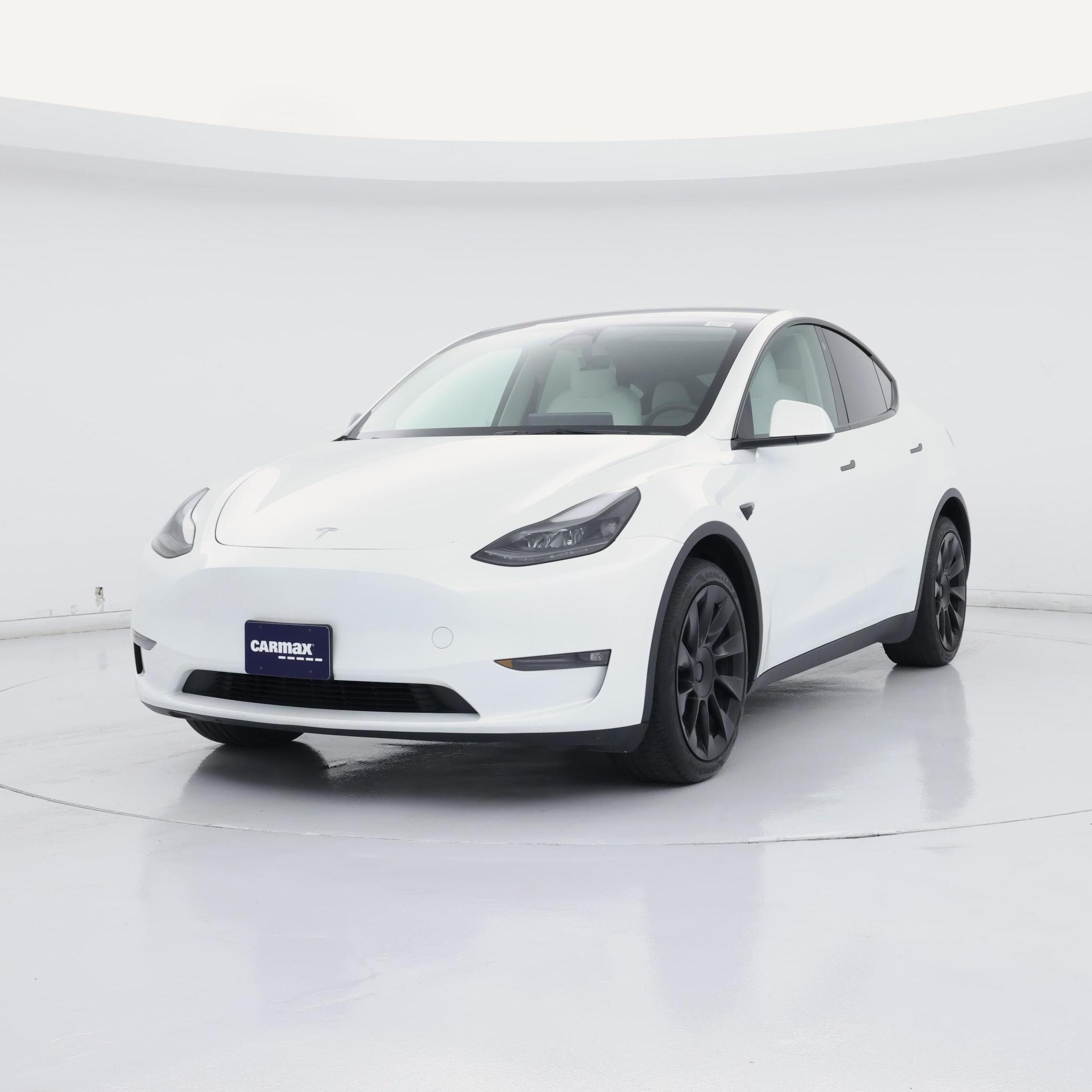 Thumbnail: 2023 Tesla Model Y - 4