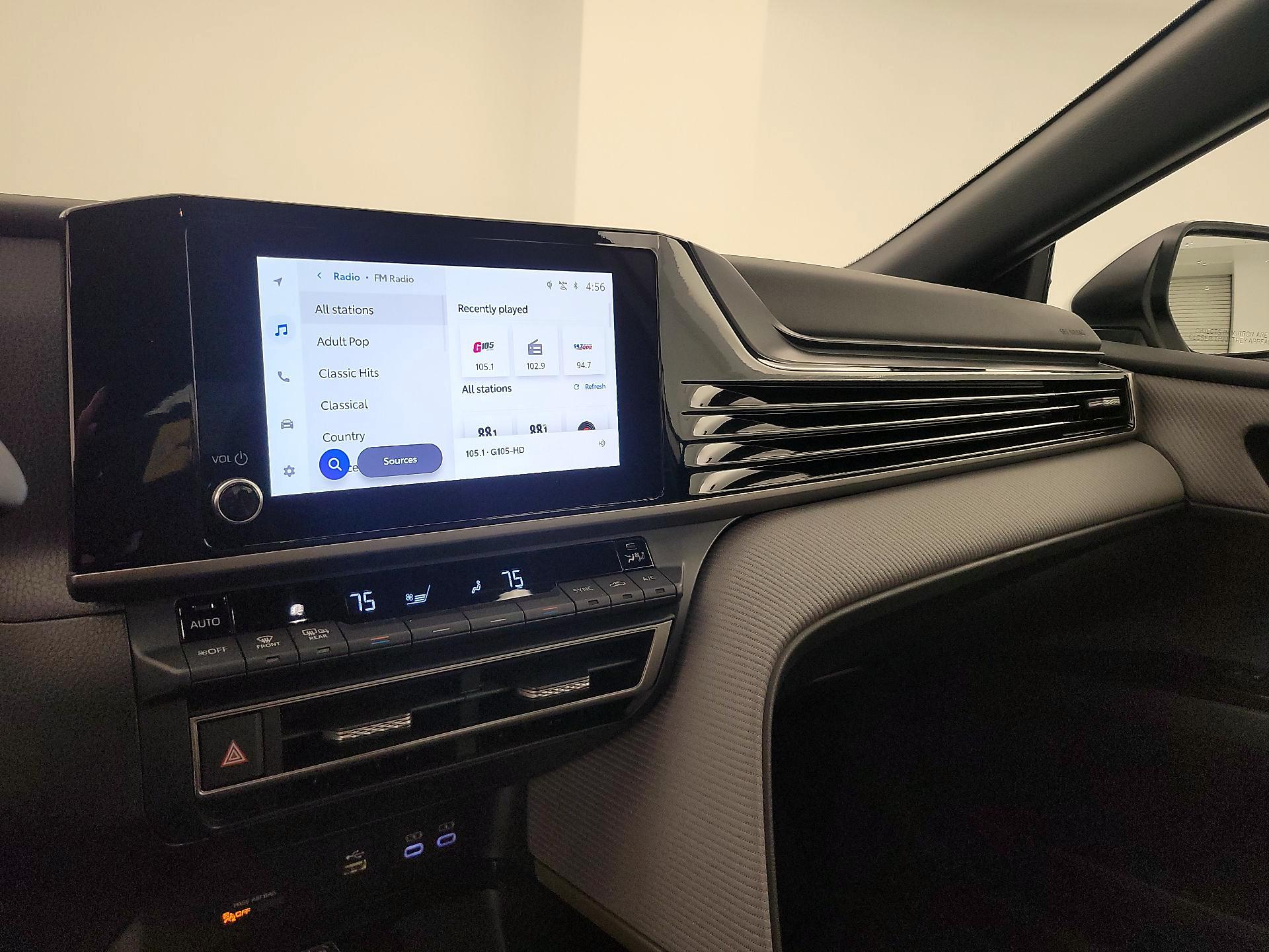 Thumbnail: 2025 Toyota Camry - 15