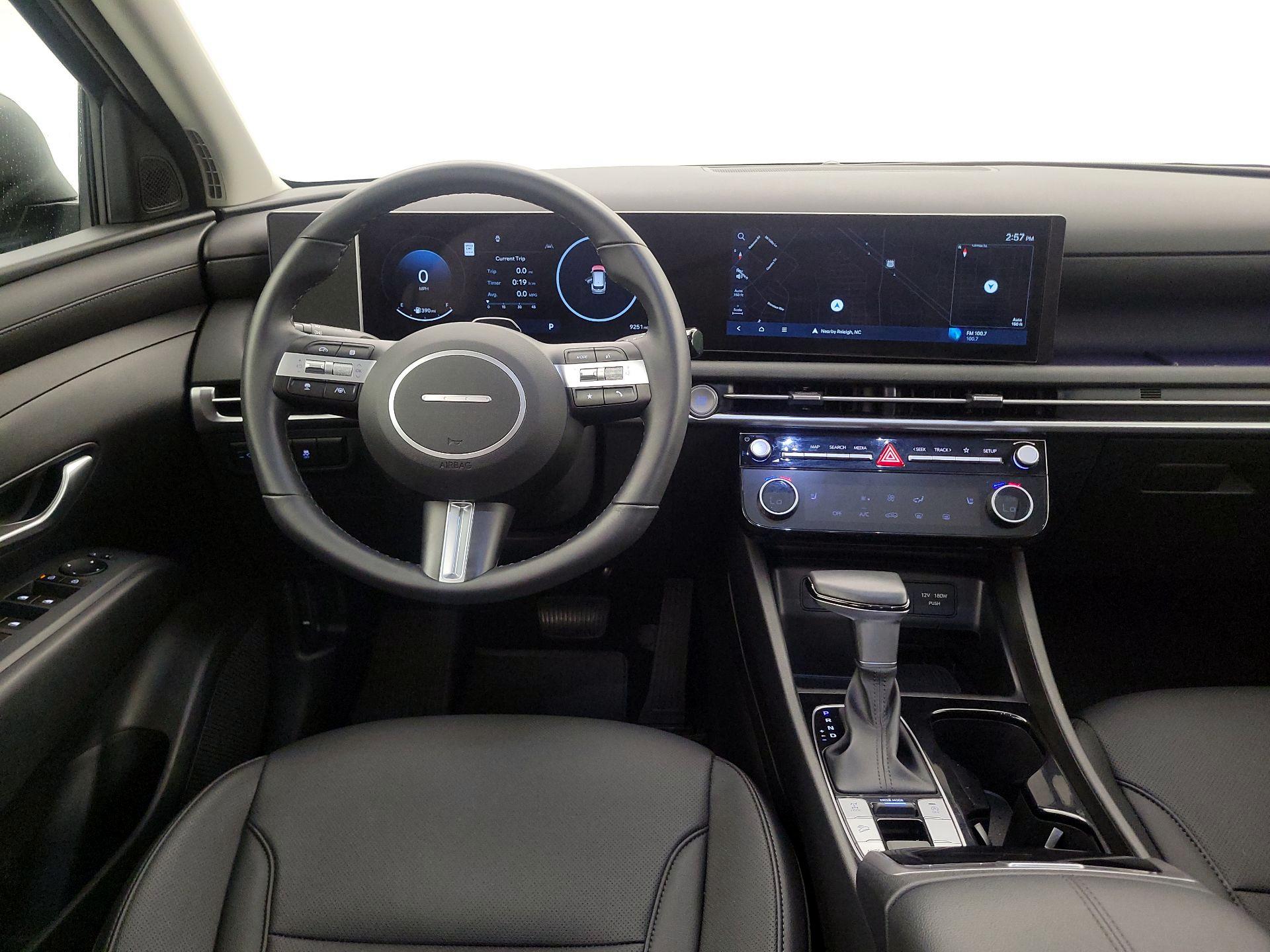 Thumbnail: 2025 Hyundai Tucson - 10