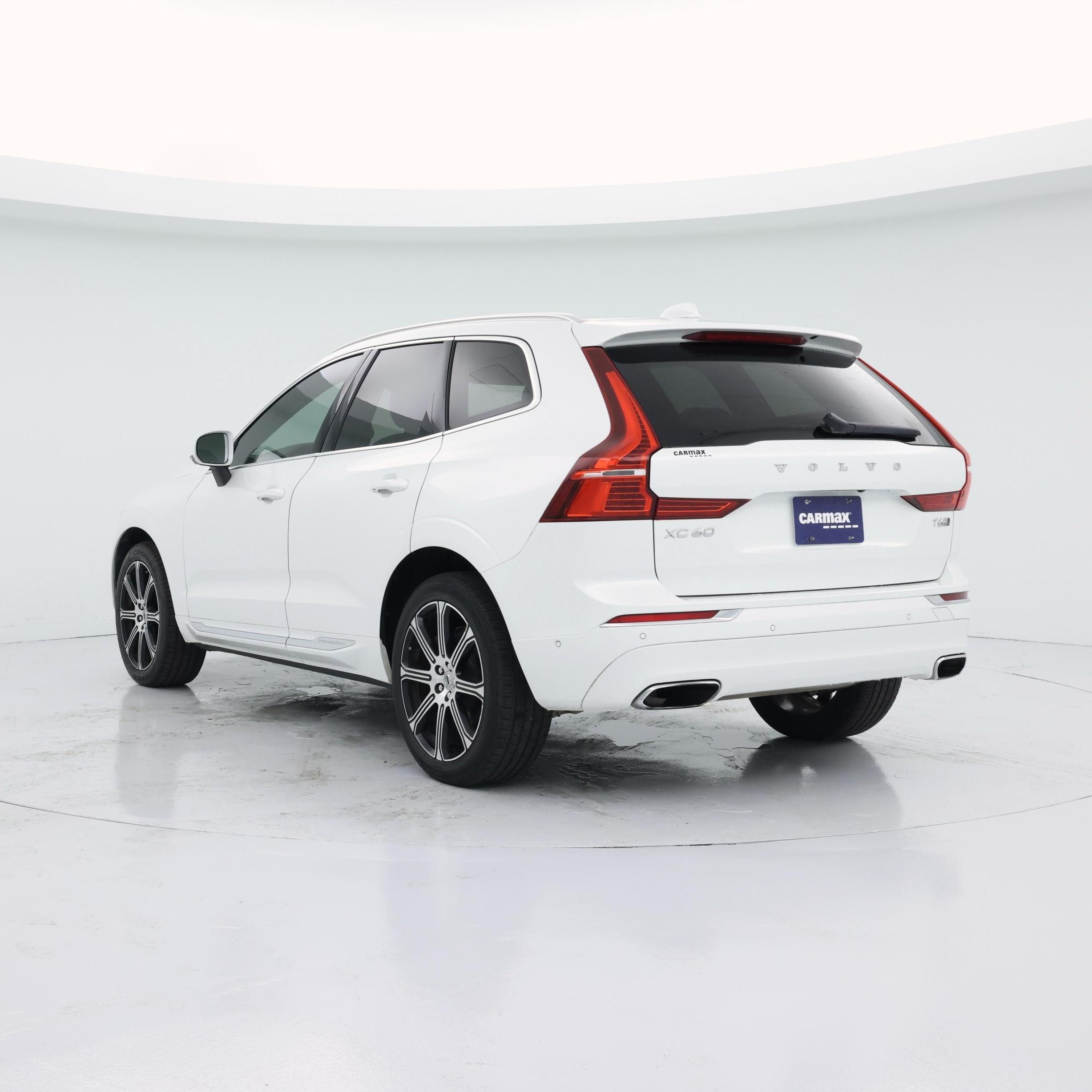 Thumbnail: 2018 Volvo XC60 - 2