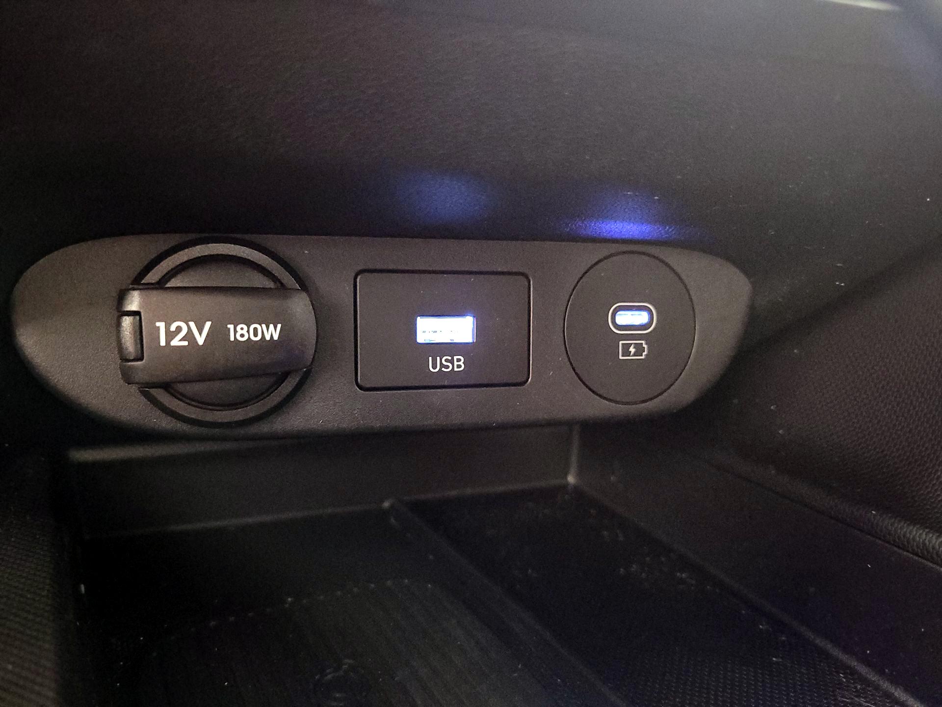 Thumbnail: 2024 Hyundai Elantra - 18