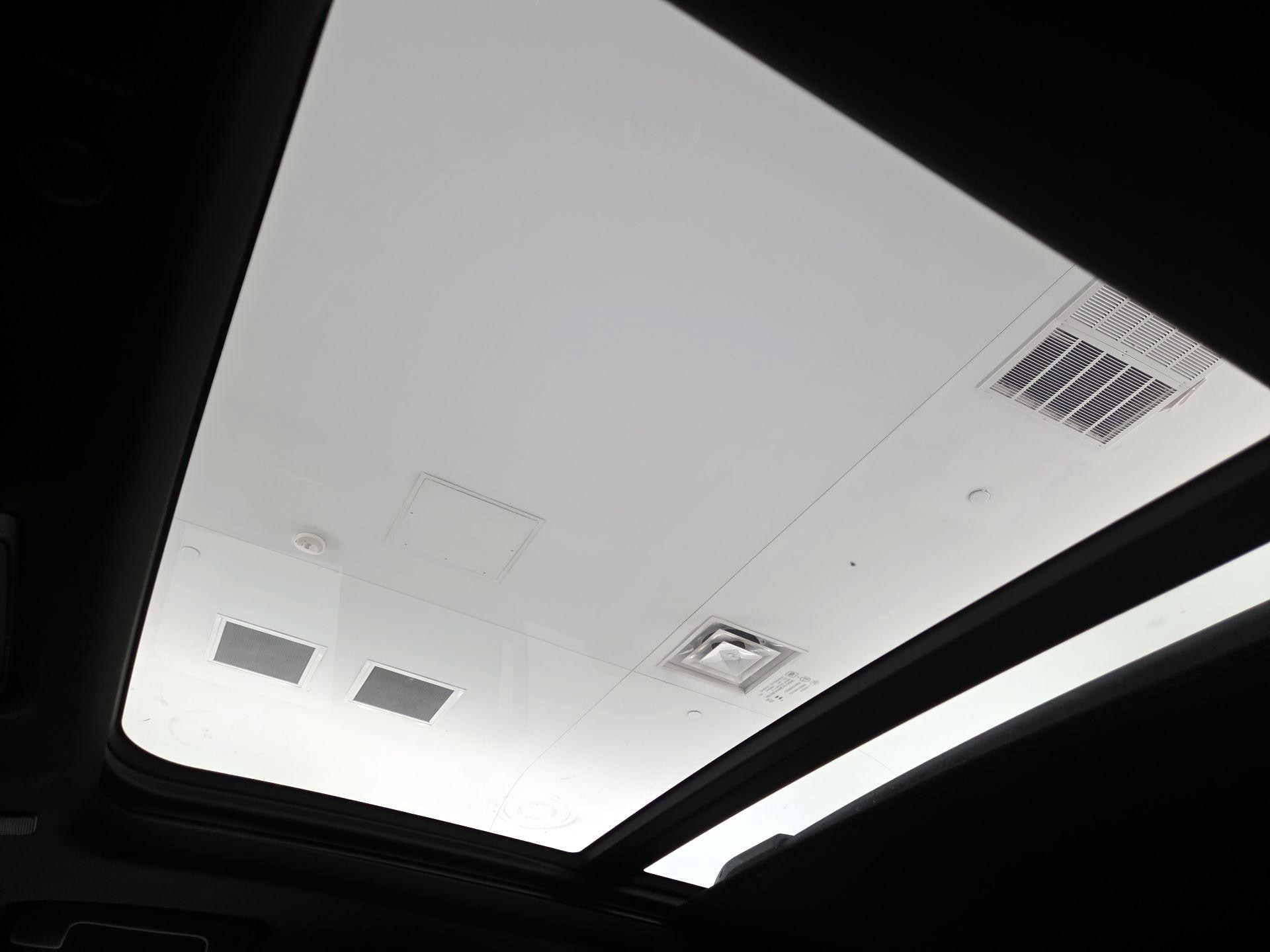 Thumbnail: 2024 GMC Yukon - 19