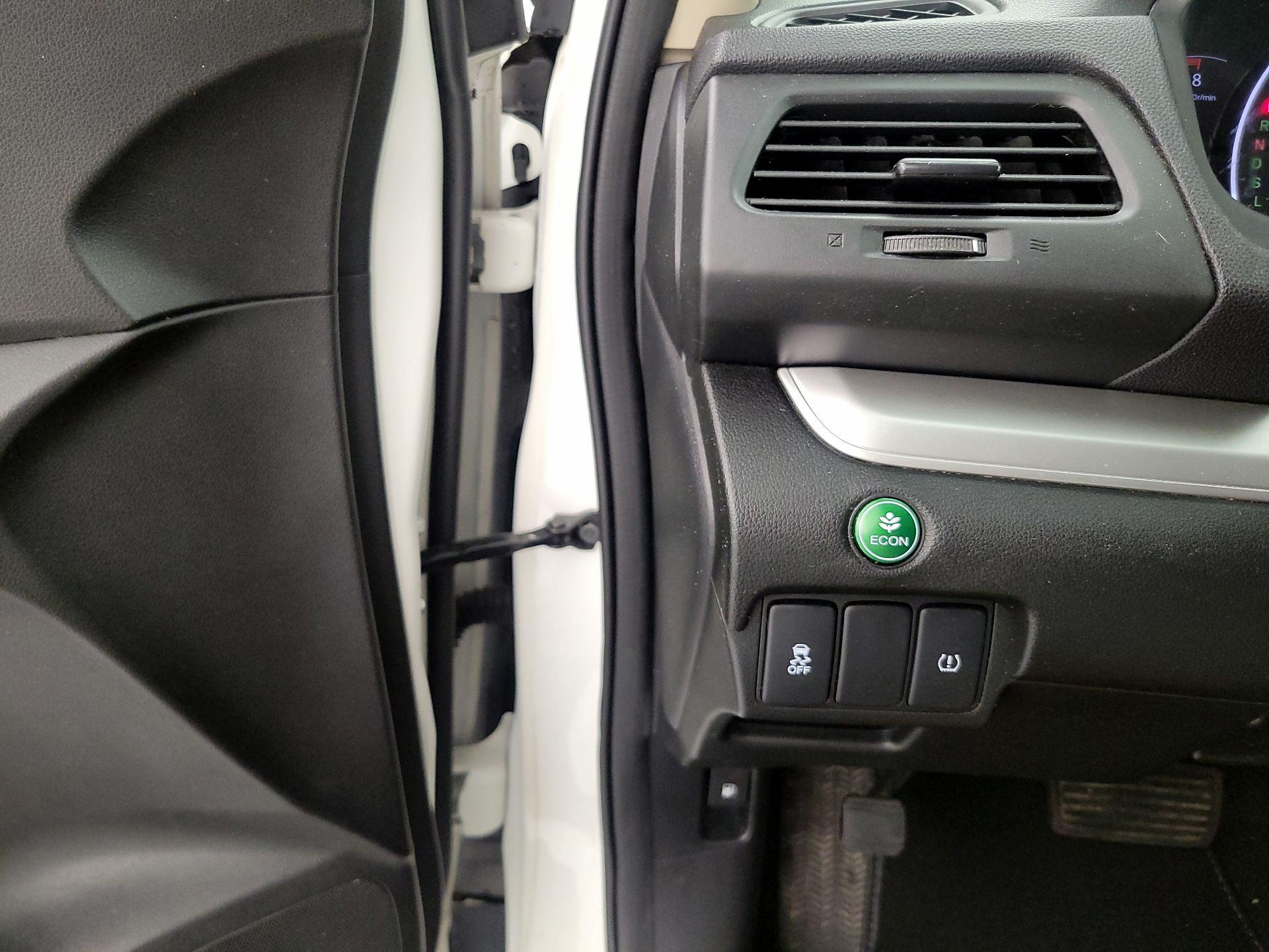 Thumbnail: 2016 Honda CR-V - 13