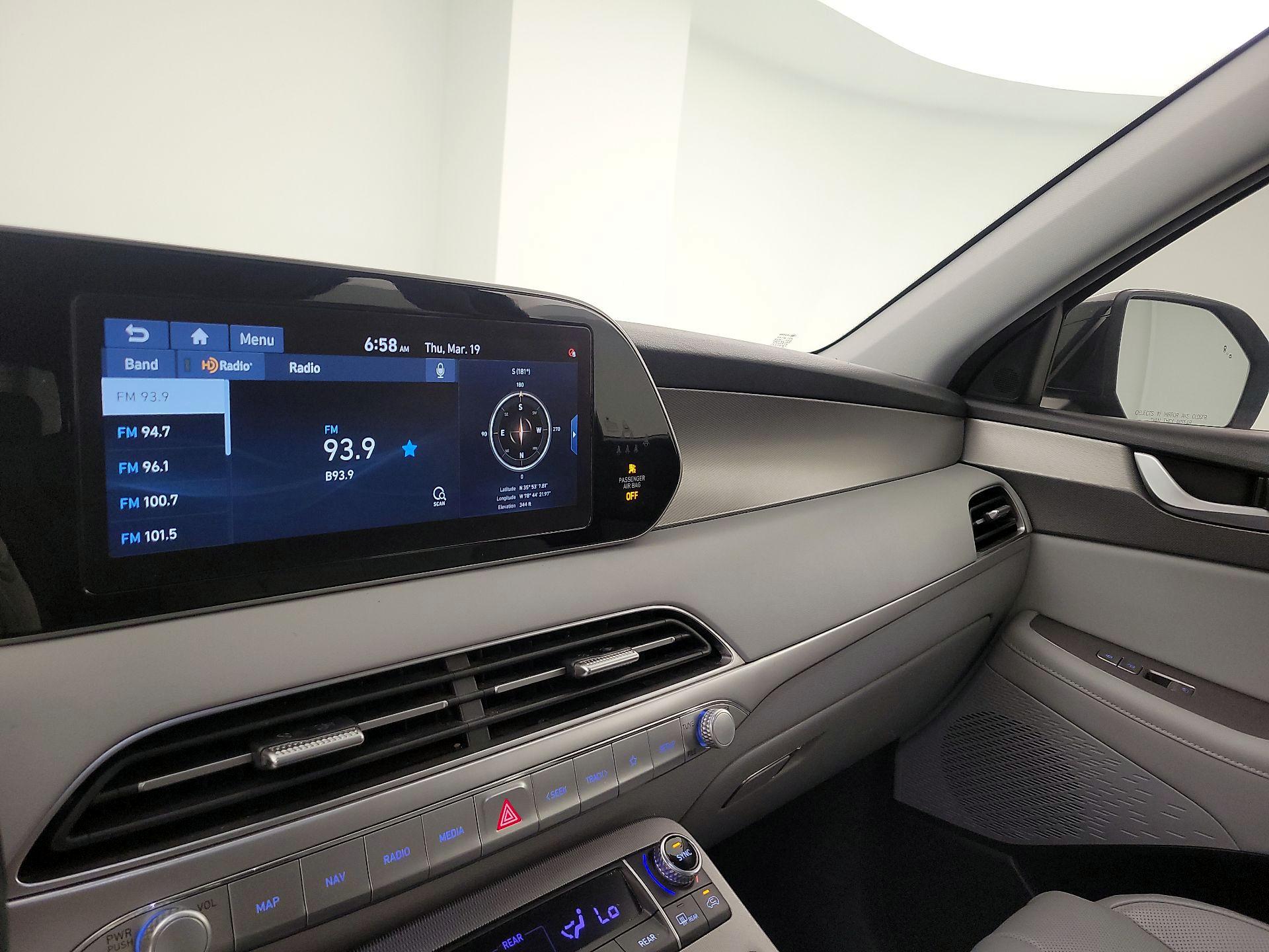 Thumbnail: 2021 Hyundai Palisade - 16