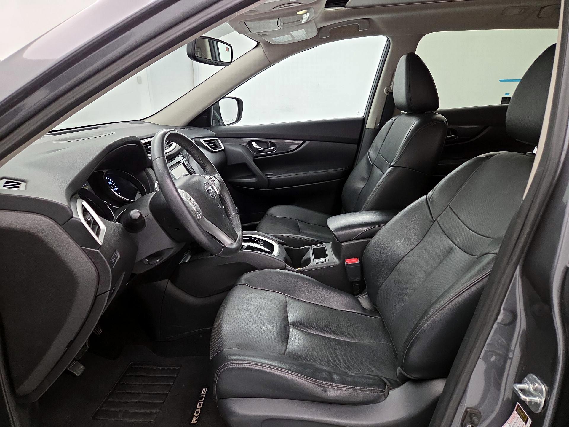 Thumbnail: 2015 Nissan Rogue - 11