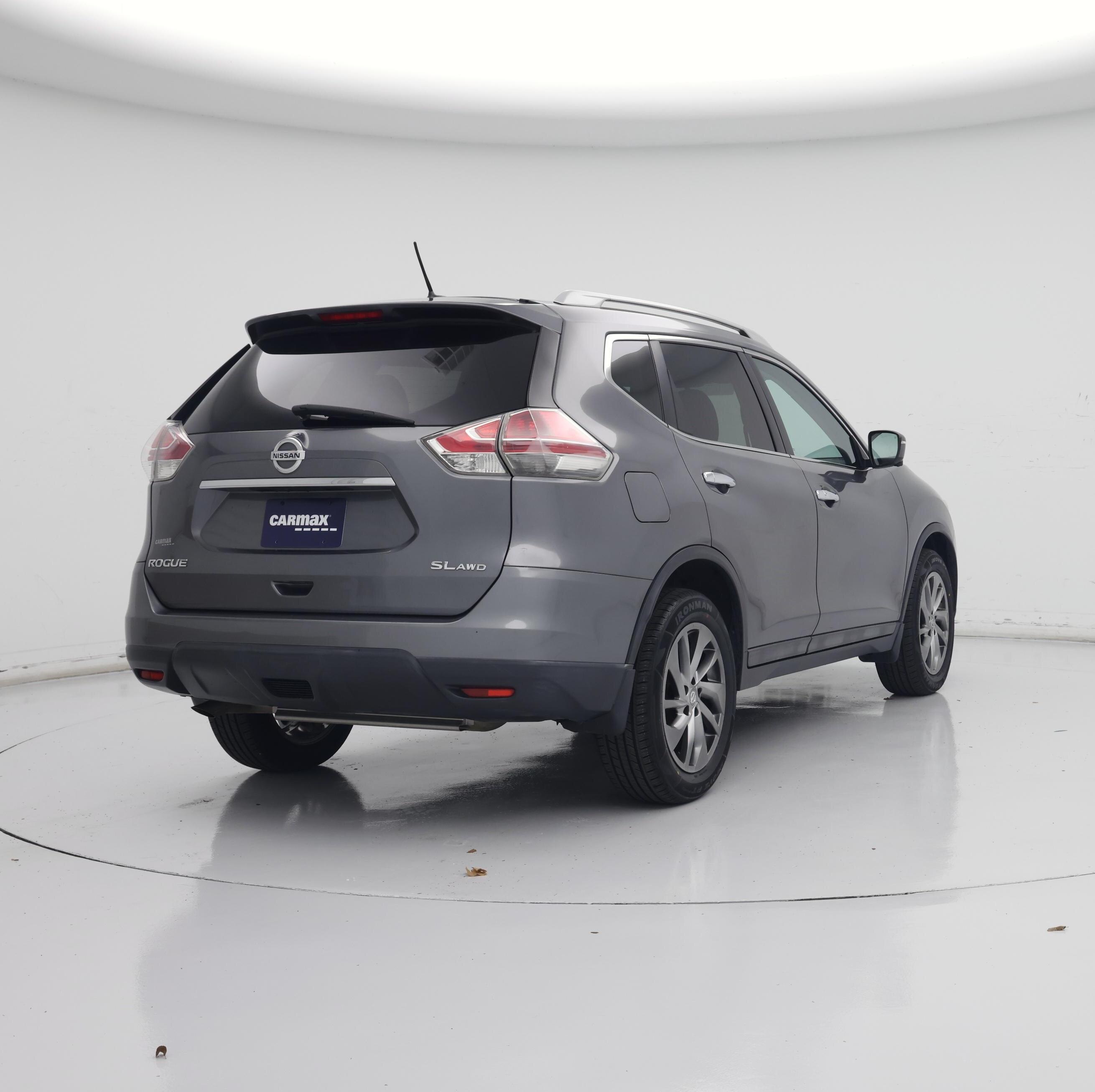 Thumbnail: 2015 Nissan Rogue - 8