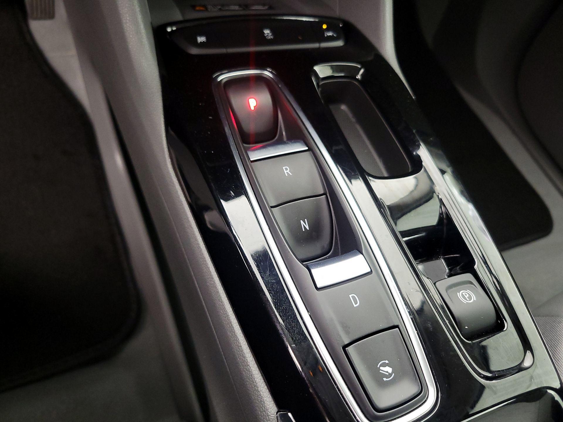 Thumbnail: 2023 Chevrolet Bolt EUV - 17