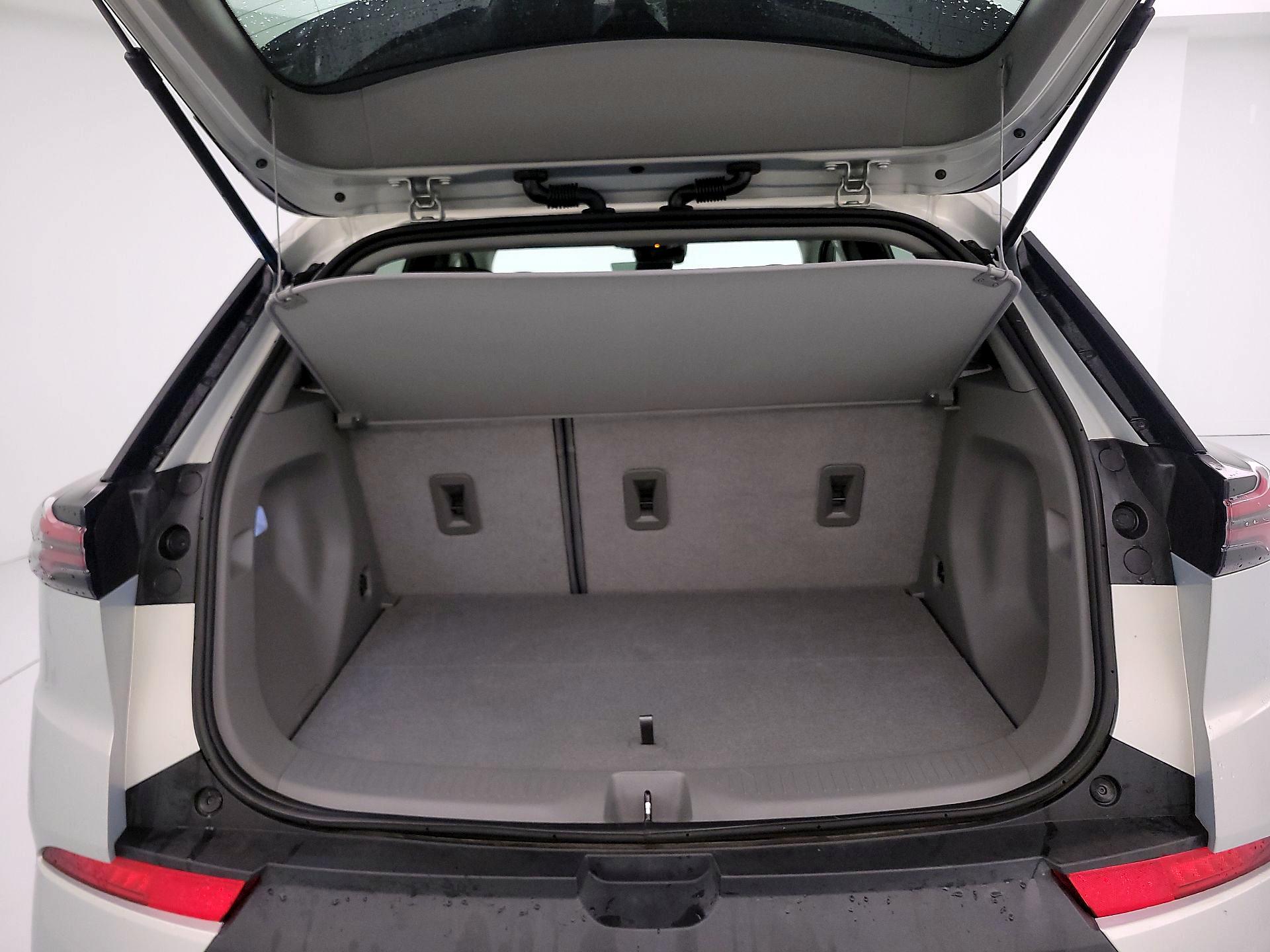 Thumbnail: 2023 Chevrolet Bolt EUV - 20