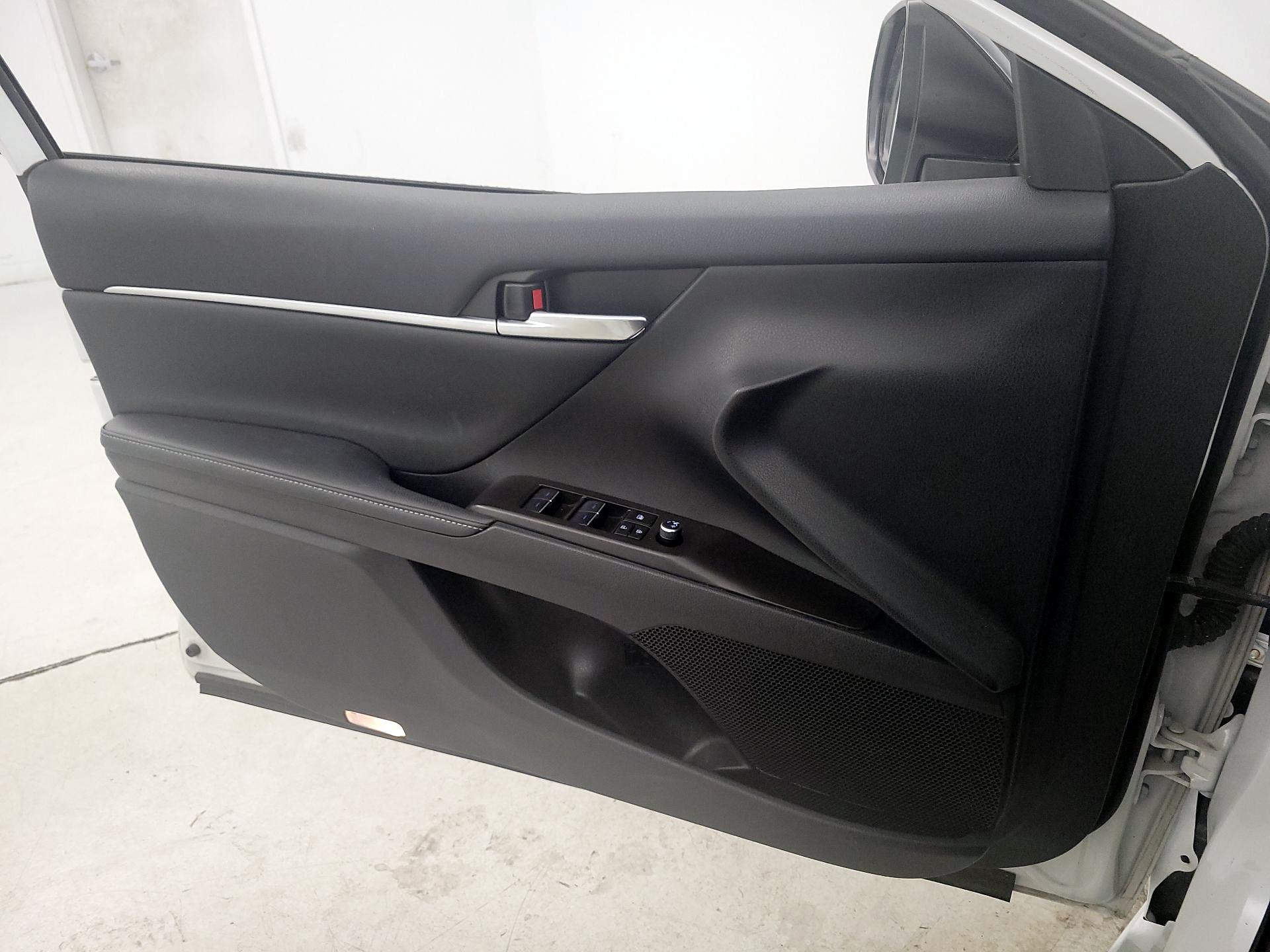 Thumbnail: 2023 Toyota Camry - 12