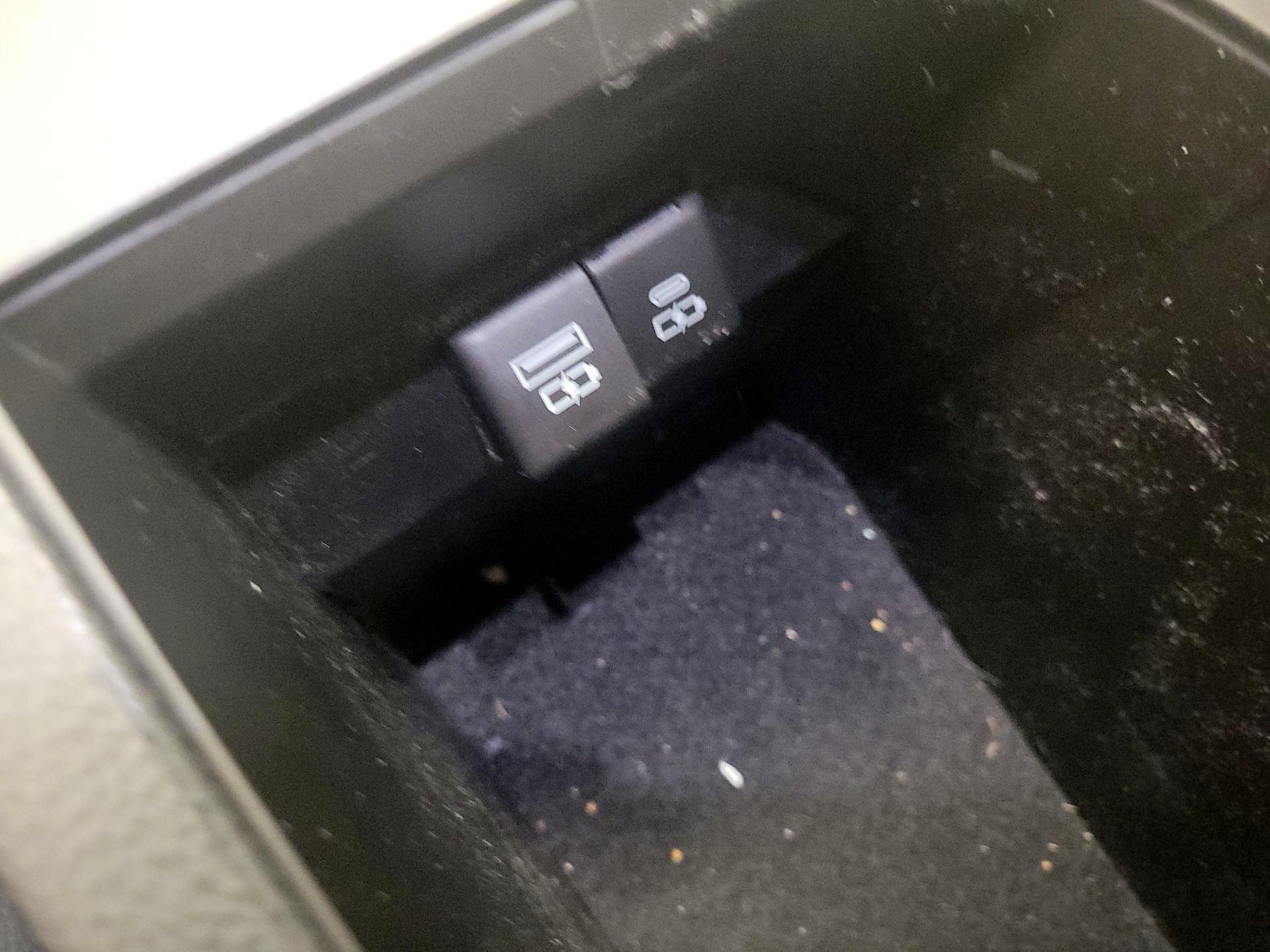 Thumbnail: 2023 Toyota Camry - 16