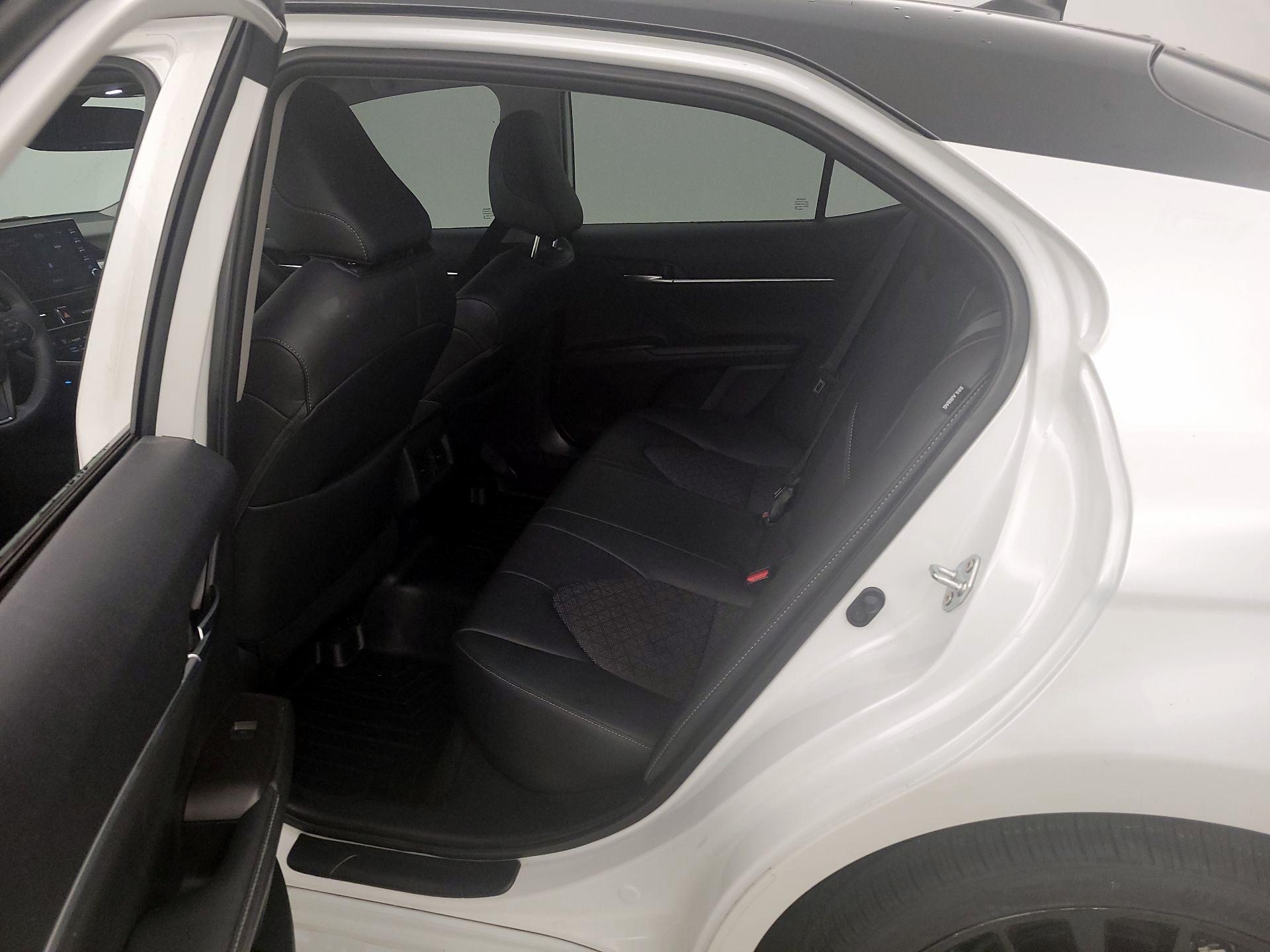 Thumbnail: 2023 Toyota Camry - 17