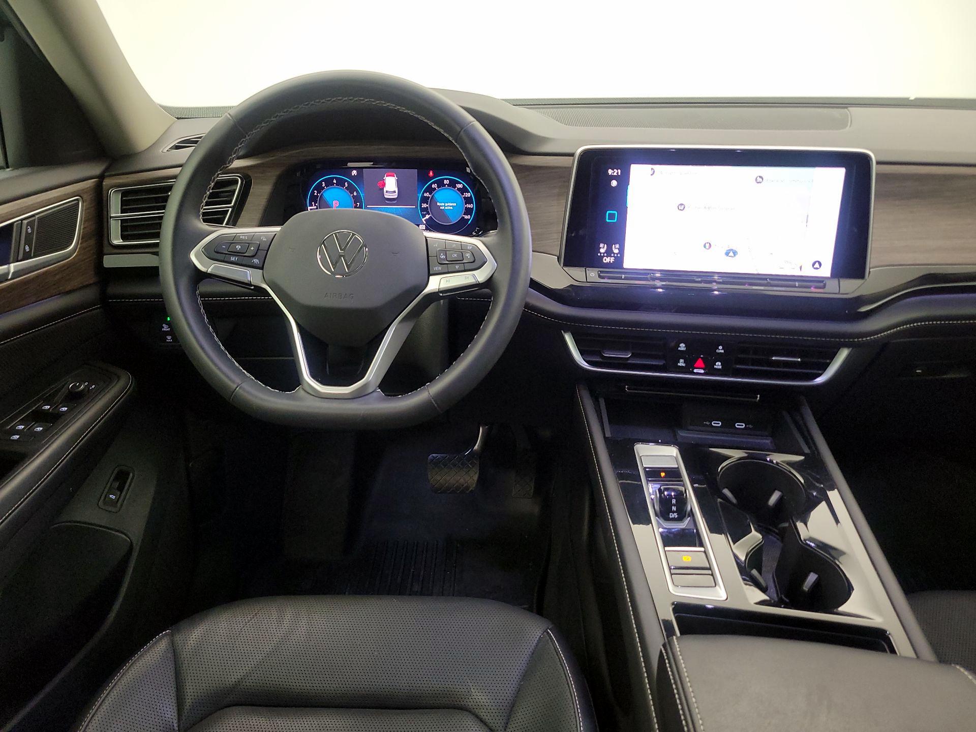 Thumbnail: 2024 Volkswagen Atlas - 10