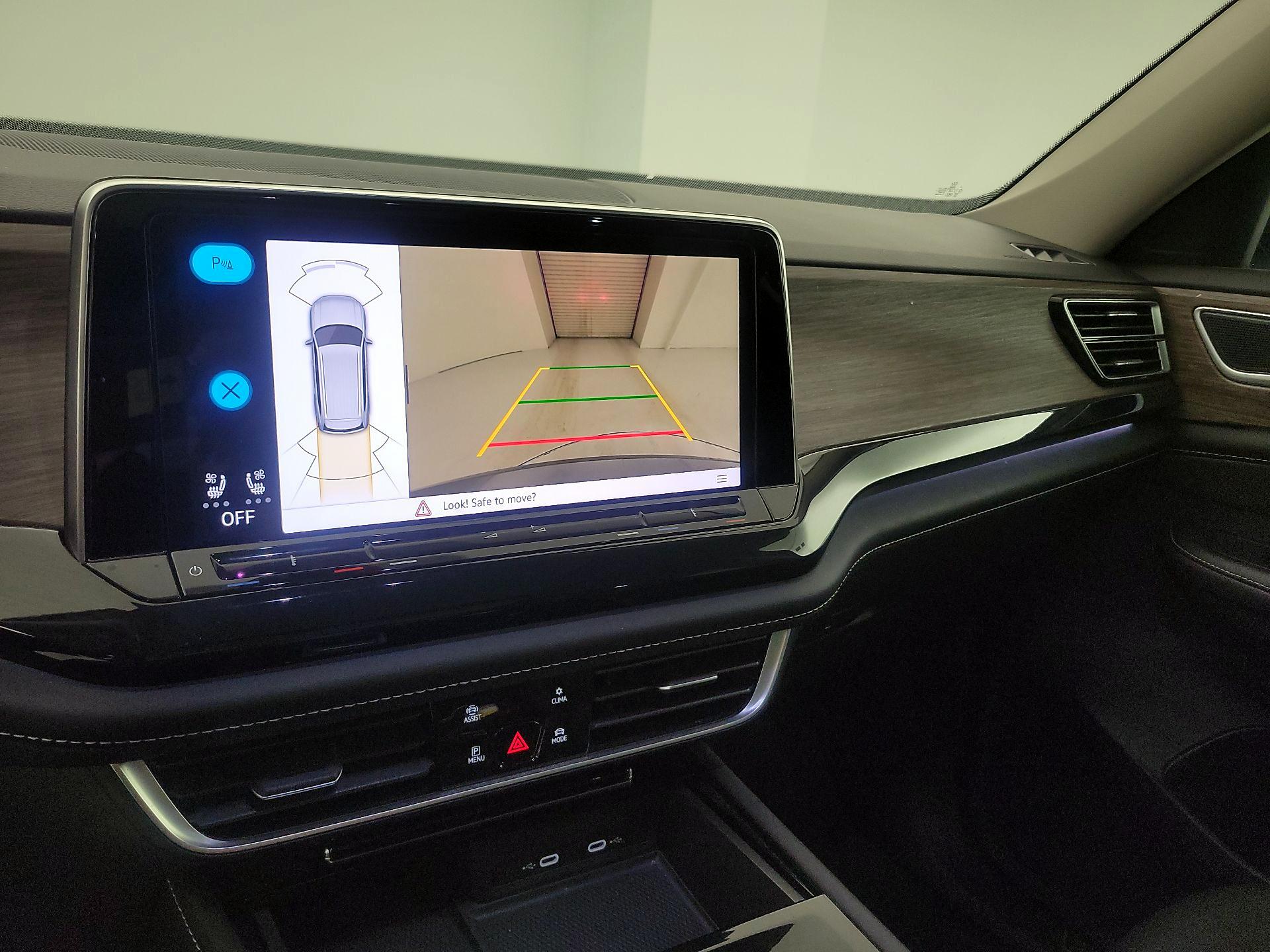 Thumbnail: 2024 Volkswagen Atlas - 15