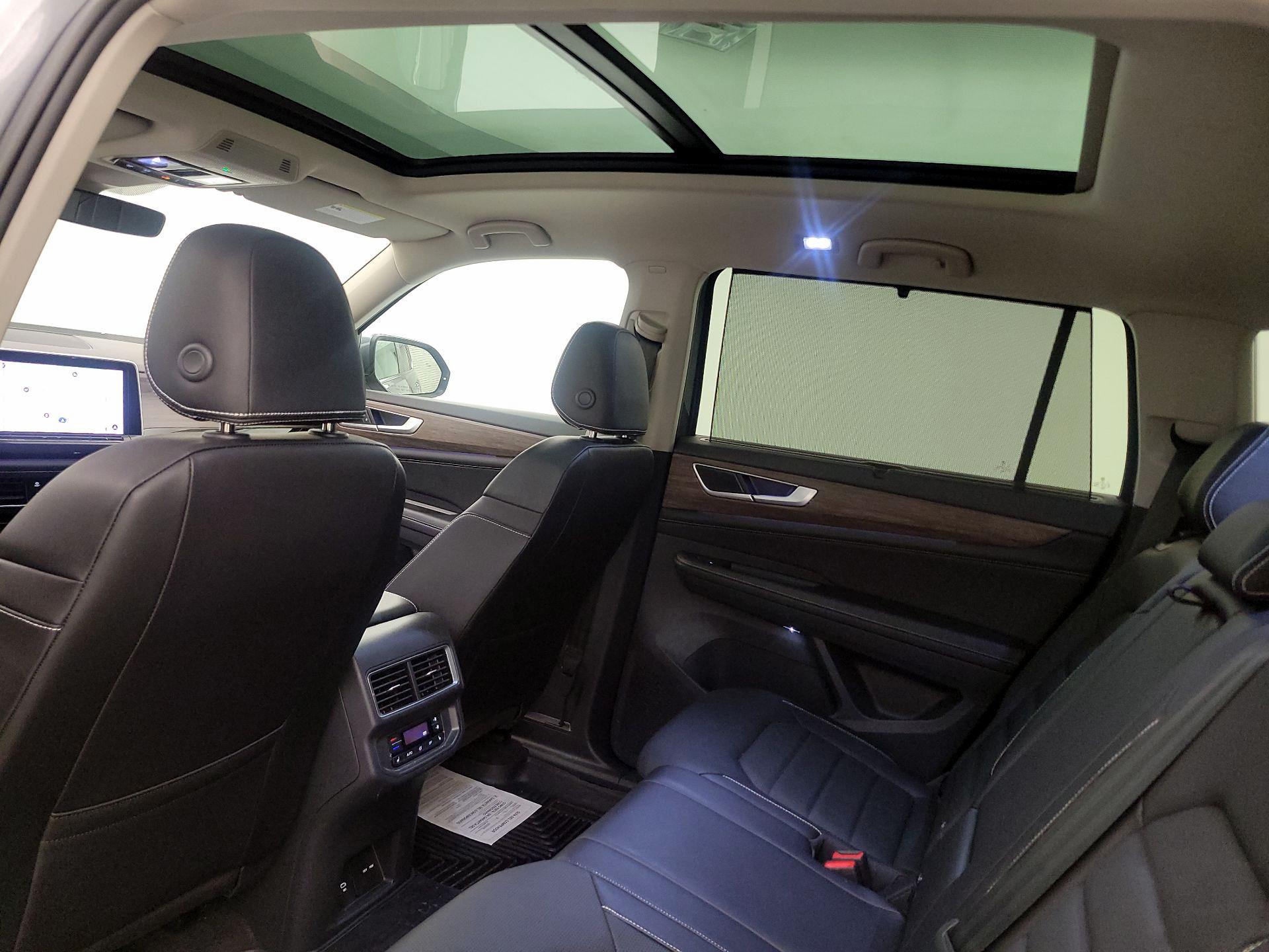 Thumbnail: 2024 Volkswagen Atlas - 20