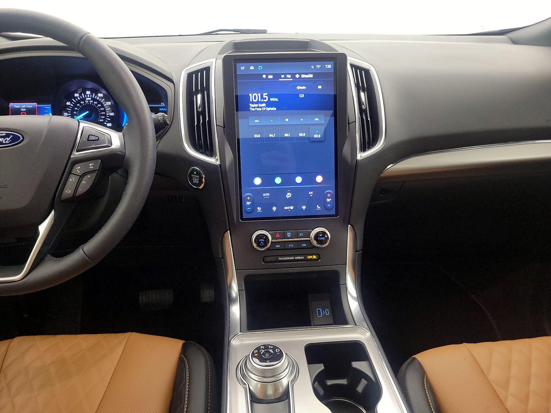 Thumbnail: 2024 Ford Edge - 9